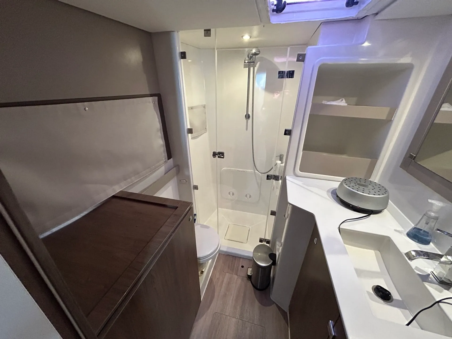 WATERS EDGE - Bali Catspace 38.0