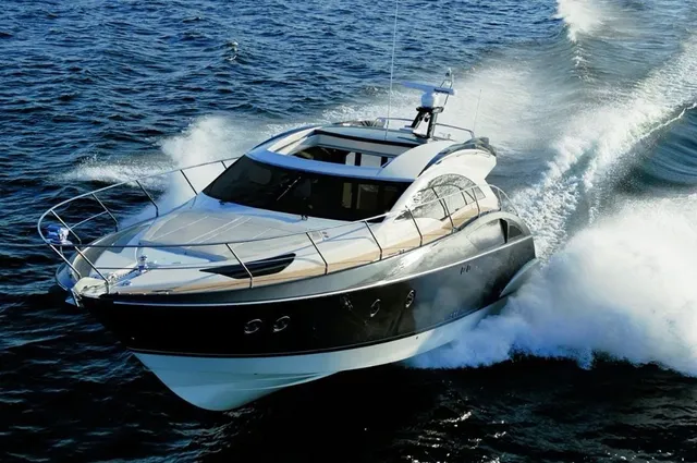 Rent a motor yacht in Riviera Beach, FL near me