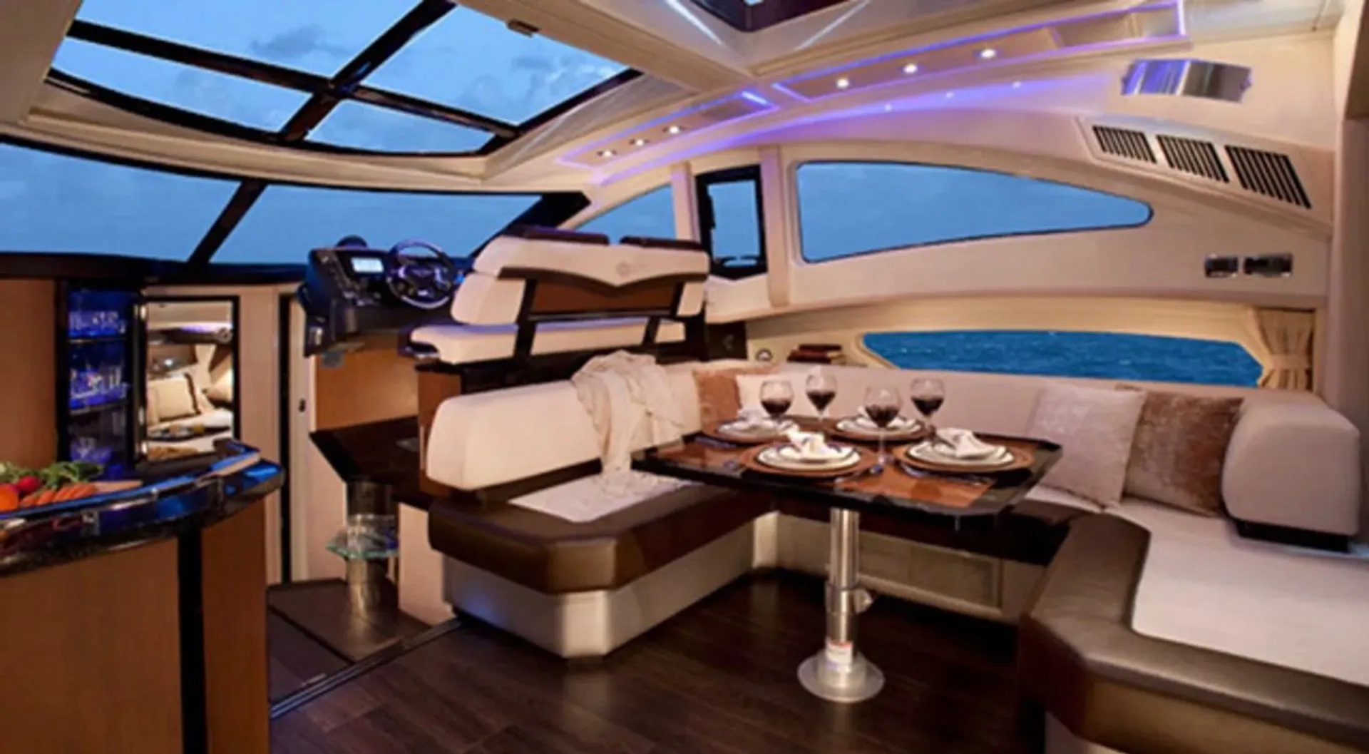 Palm Beach Luxury Yacht Cruises