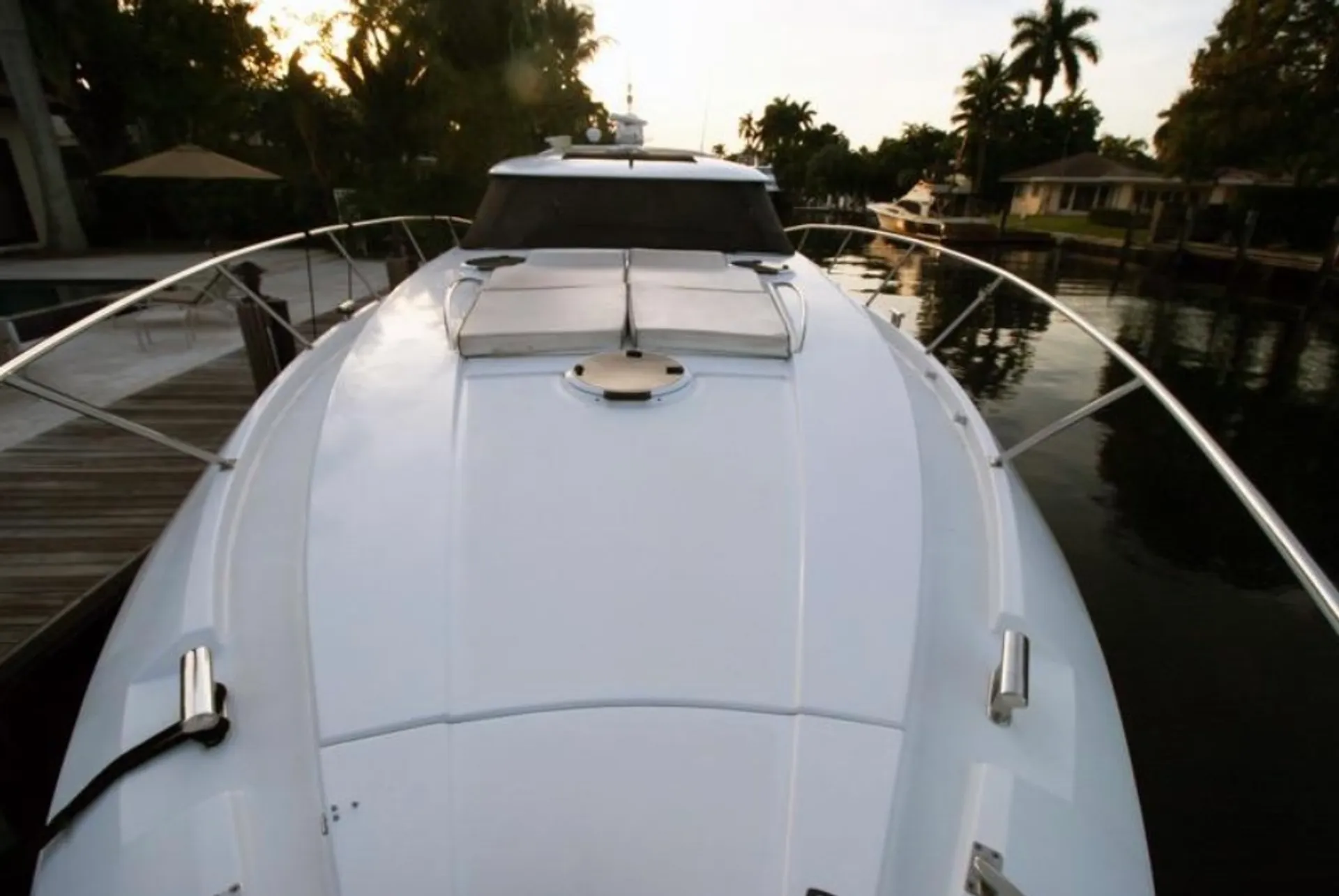NEPTUNUS YACHTS 54 EXPRESS CRUISER in Chicago, IL — photo 3