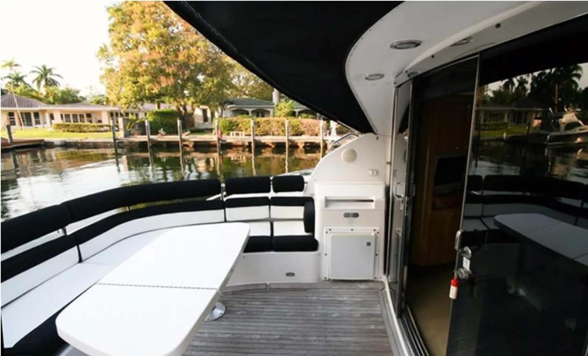 NEPTUNUS YACHTS 54 EXPRESS CRUISER in Chicago, IL — photo 7