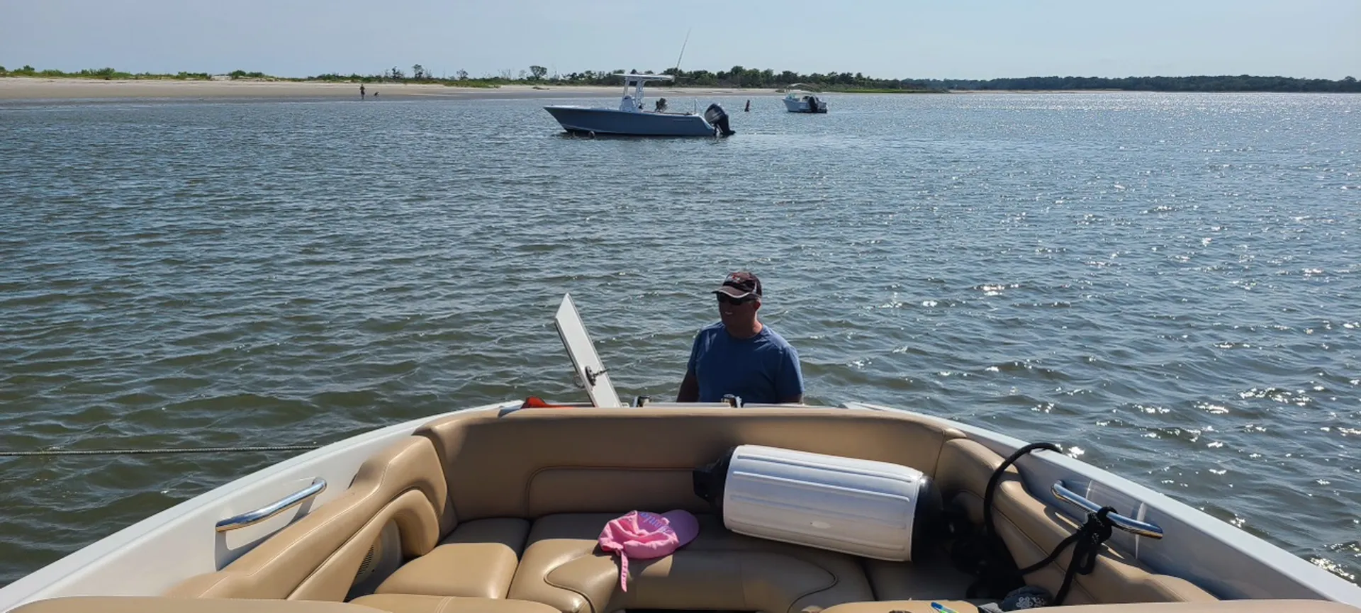 Life on the water on a 24ft Crownline 