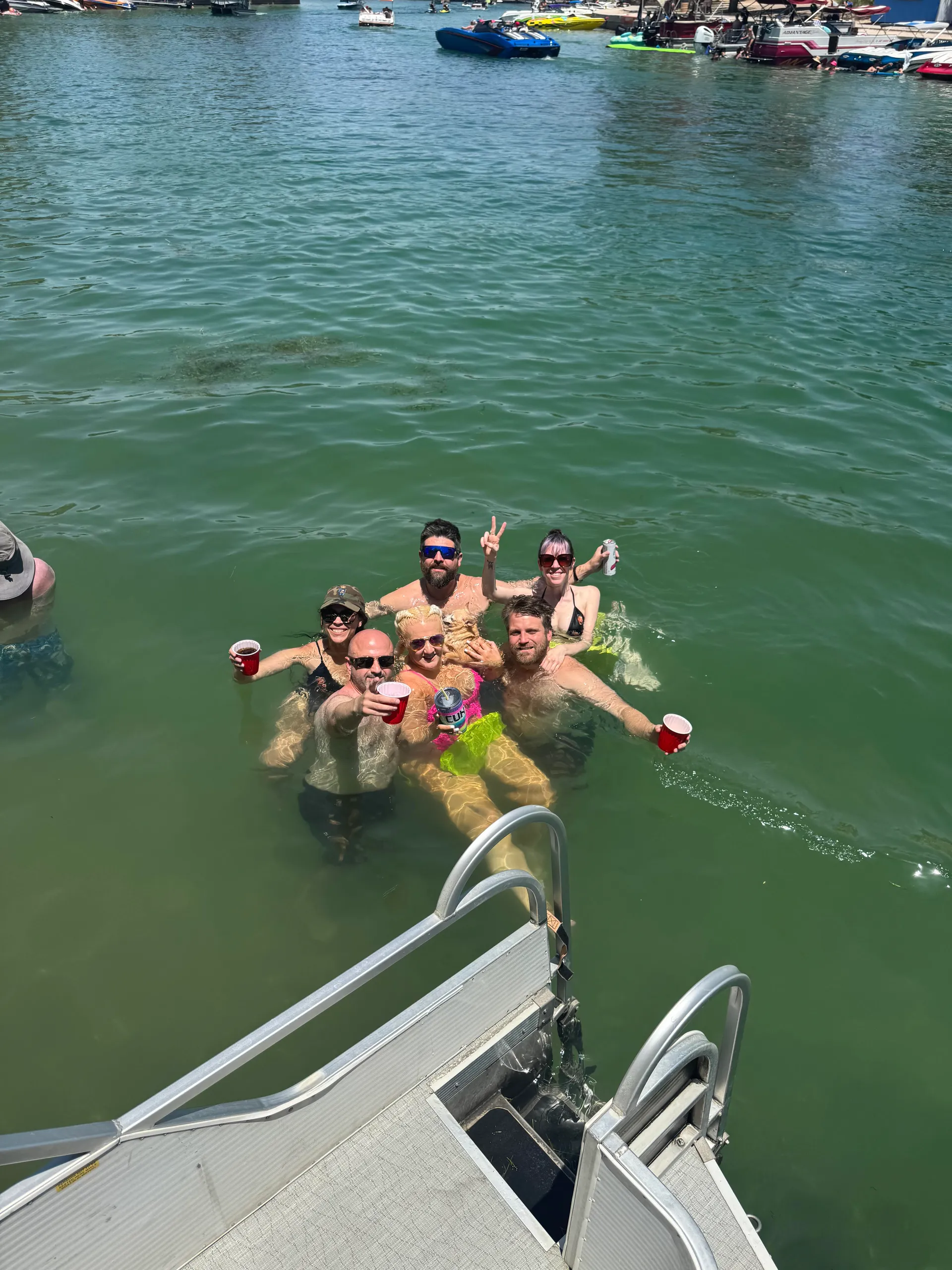 26' PARTY-TOON - CAPTAIN INCLUDED