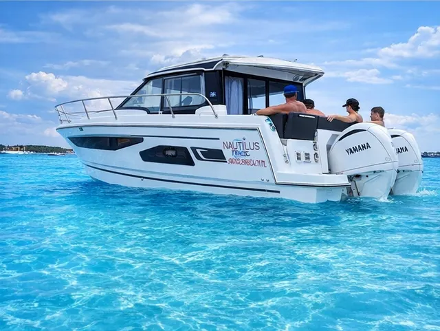 Rent a JEANNEAU motor yacht in Santa Rosa Beach, FL near me