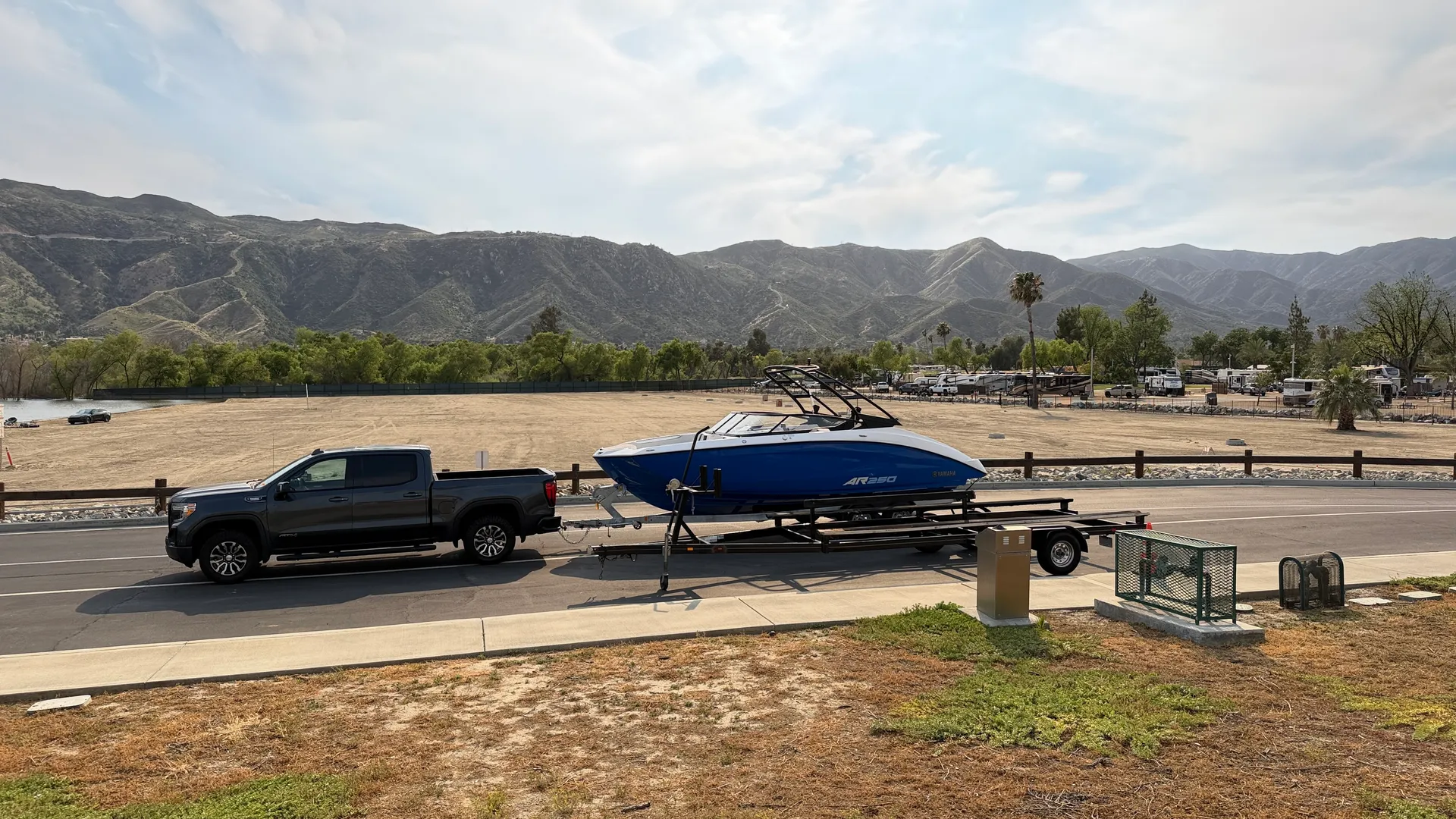 YAMAHA AR250 in Santa Ana, CA — photo 2