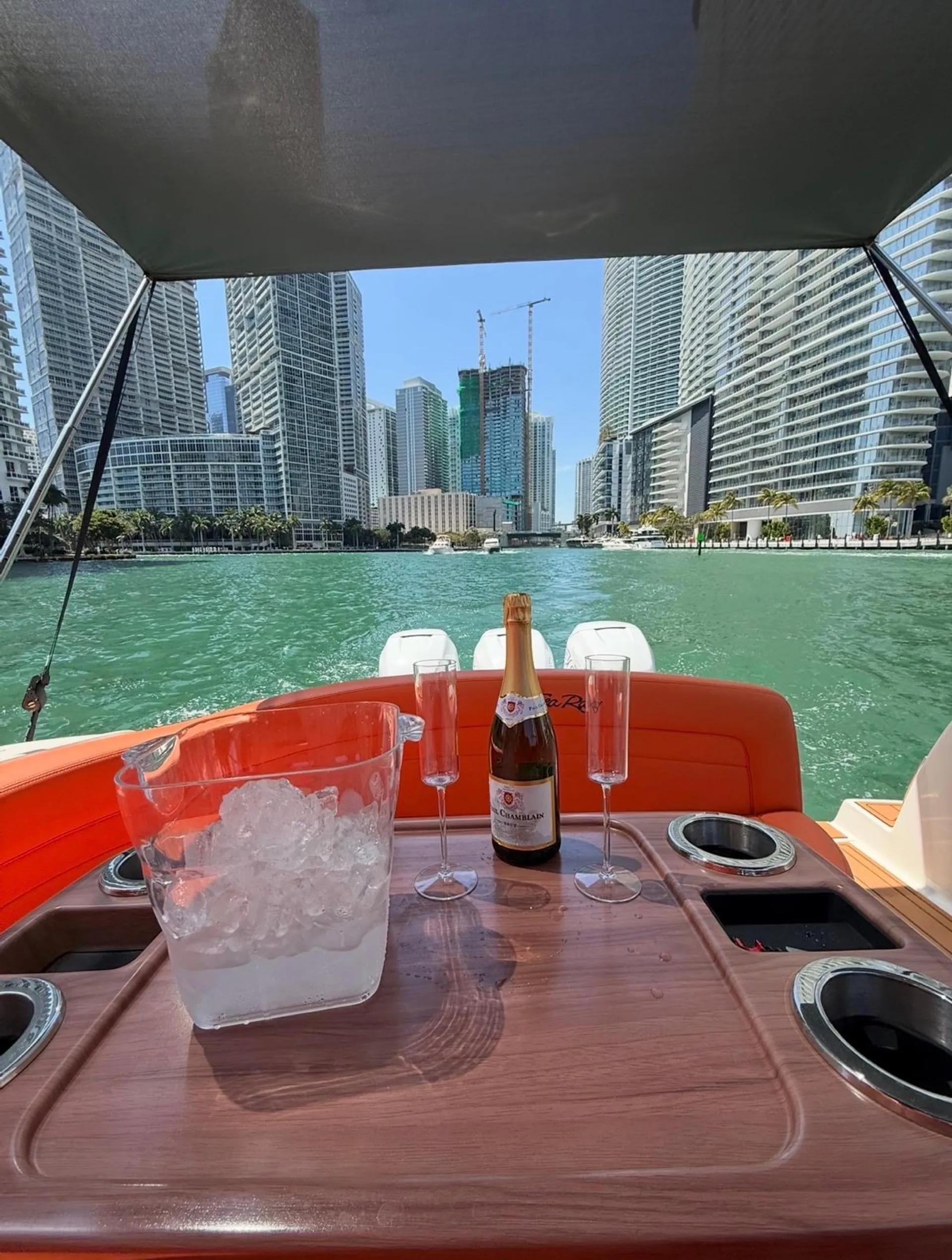 320 SeaRay Sundancer Adventure — Cruise, Swim and Explore Miami, FL!