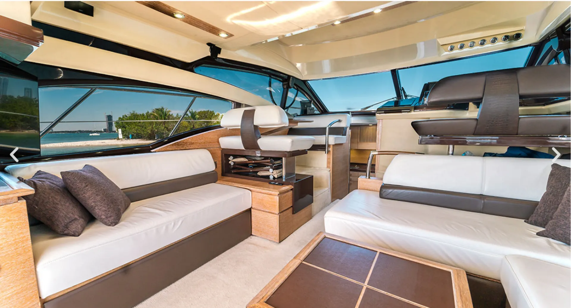 Azimut Yachts 48 Flybridge in Miami, FL — photo 3