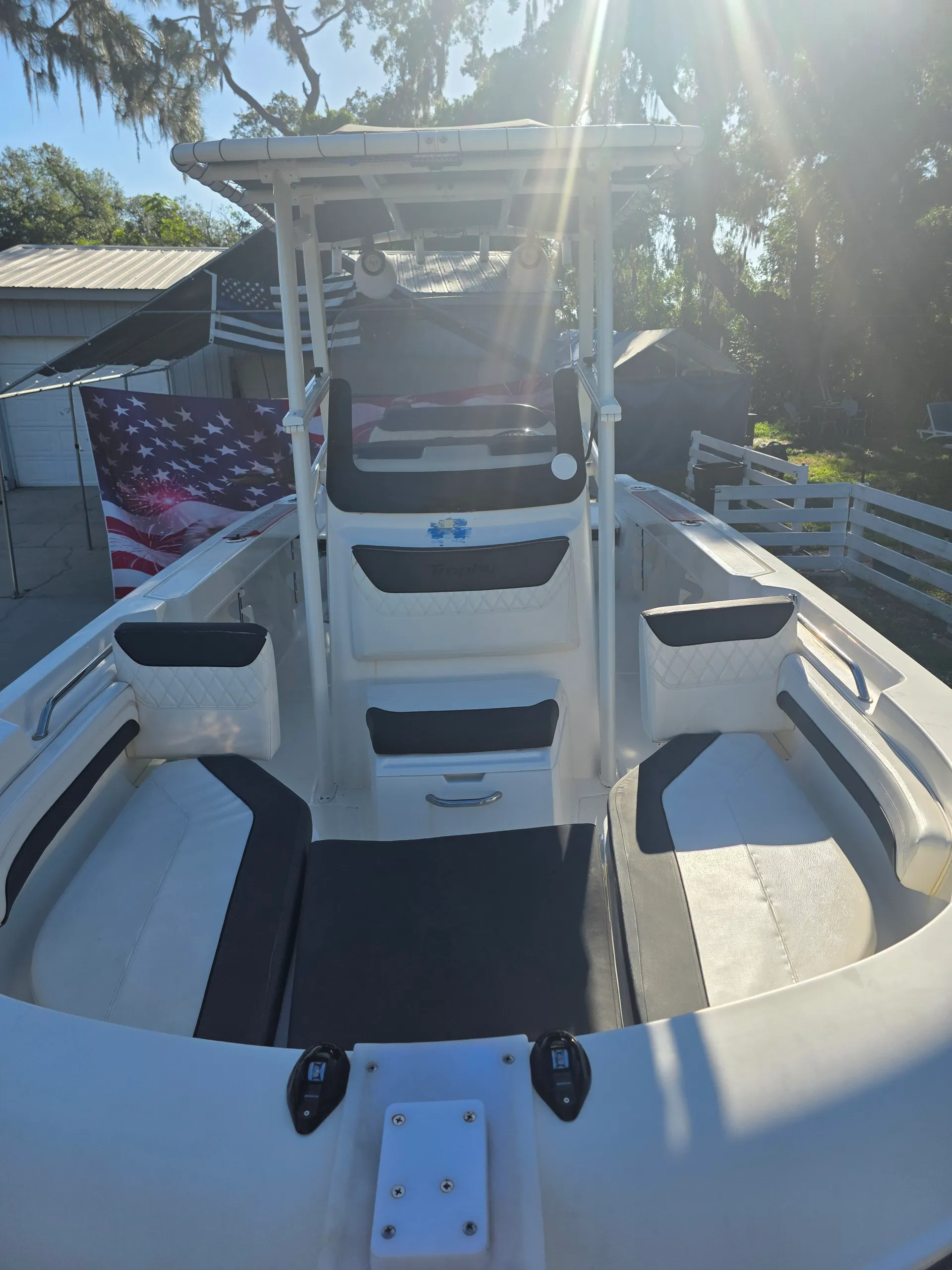 BAYLINER T20CC in Palmetto, FL — photo 10