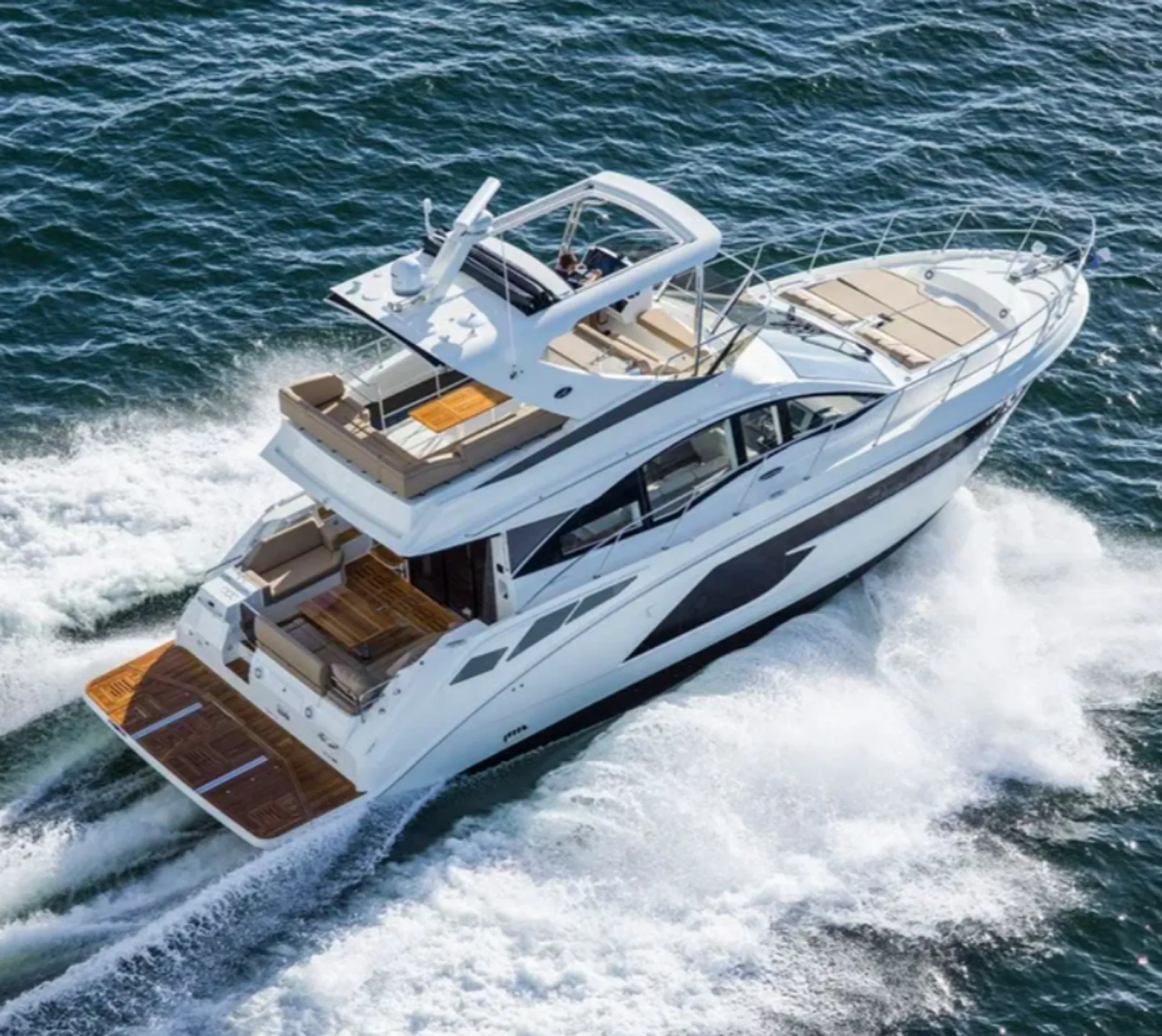 SEA RAY BOATS SUNDANCER 520 in Chicago, IL — photo 2