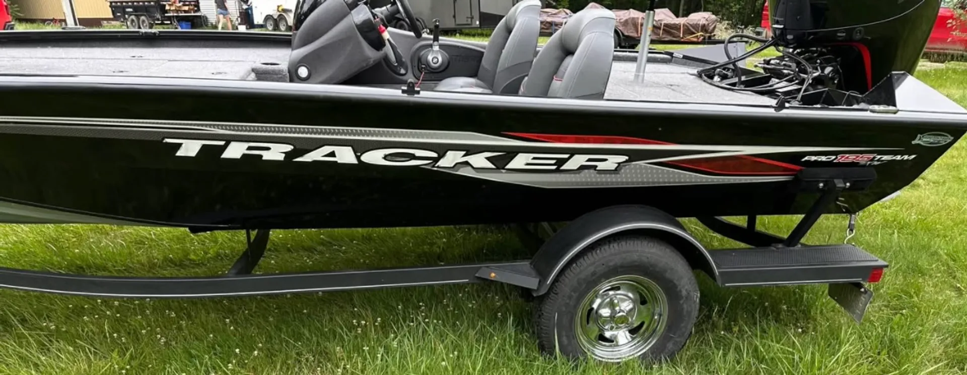 TRACKER BY TRACKER MARINE PRO TEAM 195 TXW TOURNAMENT ED. in Belleville, MI — photo 2