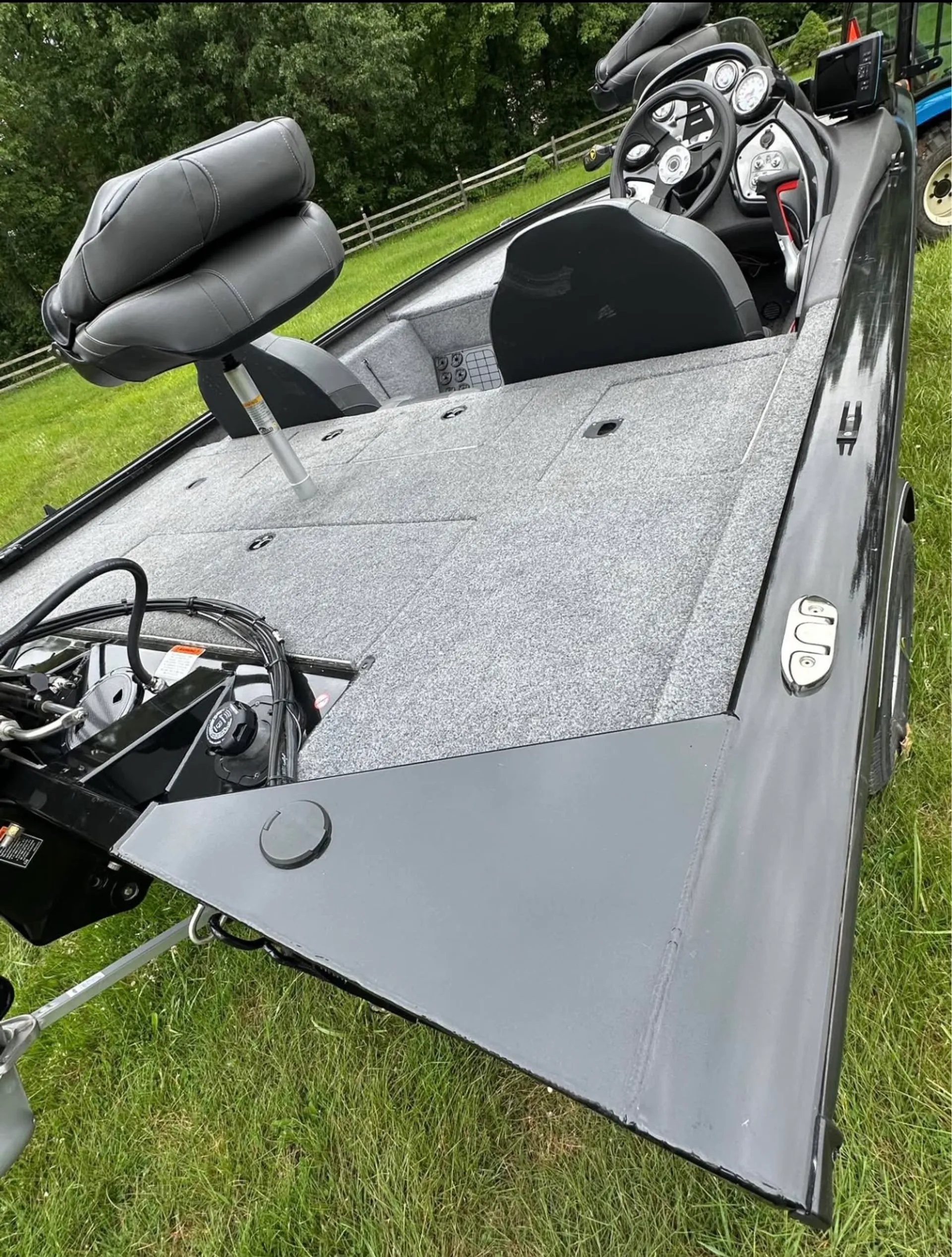 TRACKER BY TRACKER MARINE PRO TEAM 195 TXW TOURNAMENT ED. in Belleville, MI — photo 8