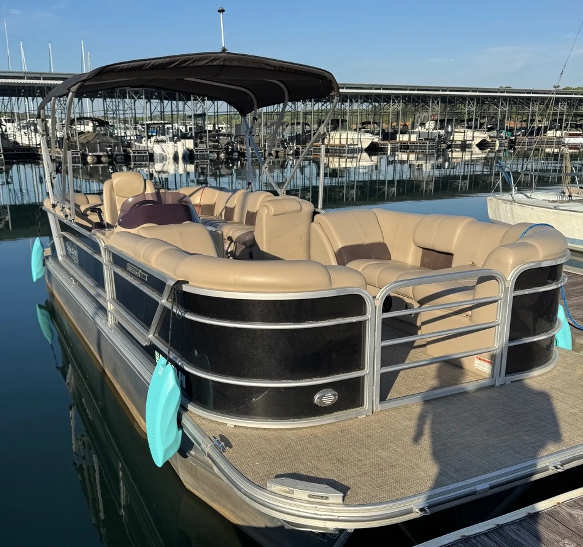 Suncatcher / 
G3 Boats FUSION 325 RCX in Flowery Branch, GA