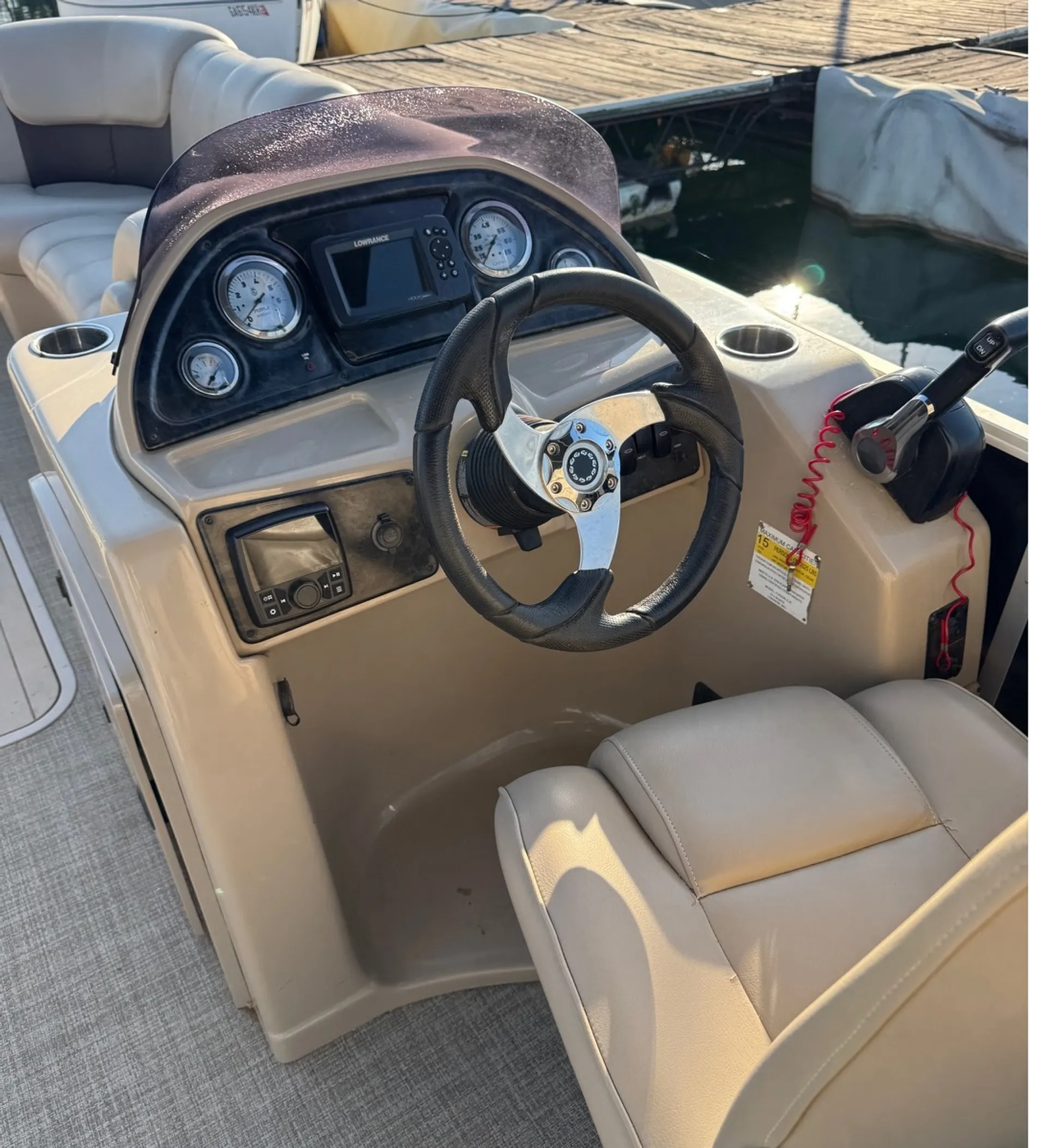Suncatcher / 
G3 Boats FUSION 325 RCX in Flowery Branch, GA — photo 7