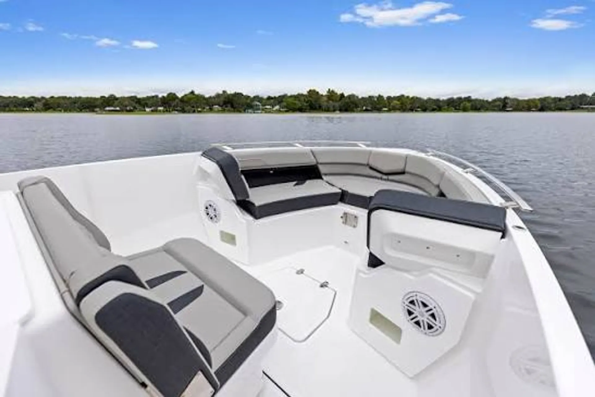 MONTEREY BOATS ELITE 27 in Lacey Township, NJ — photo 8