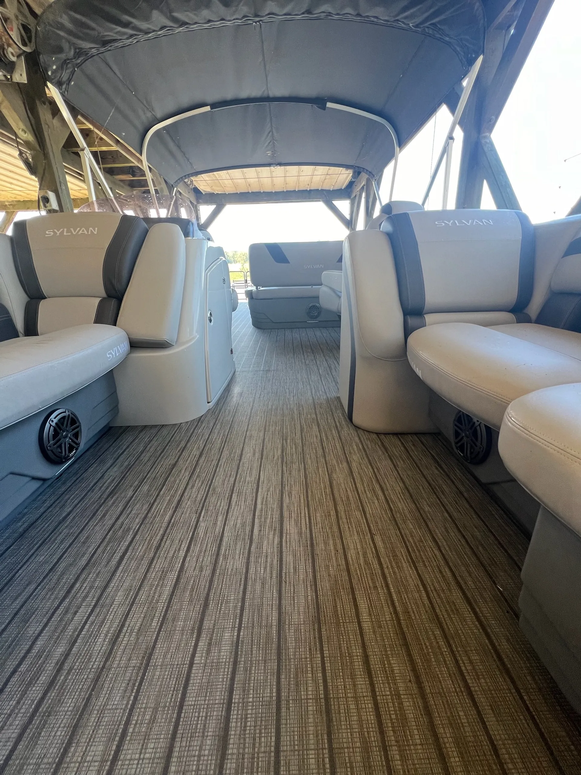 SYLVAN MARINE L-3 DLZ TRITOON in Mount Gilead, NC — photo 3