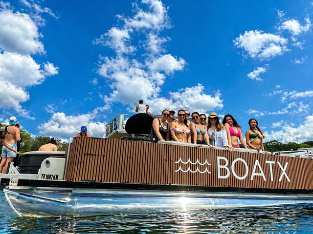 Rent a HARRIS-KAYOT BOATS pontoon in Austin, TX near me