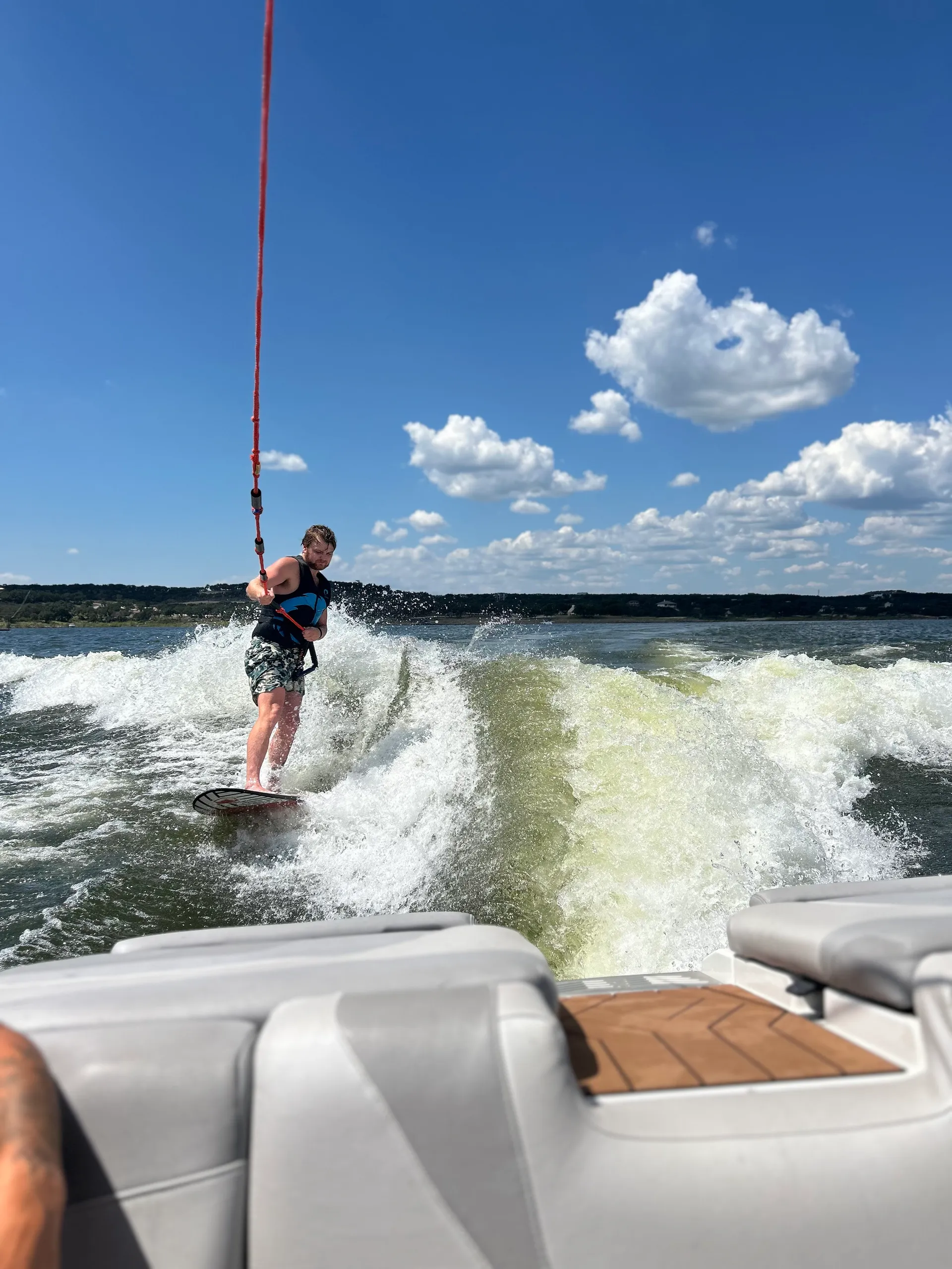 MALIBU BOATS WAKESETTER 24 MXZ in Point Venture, TX
