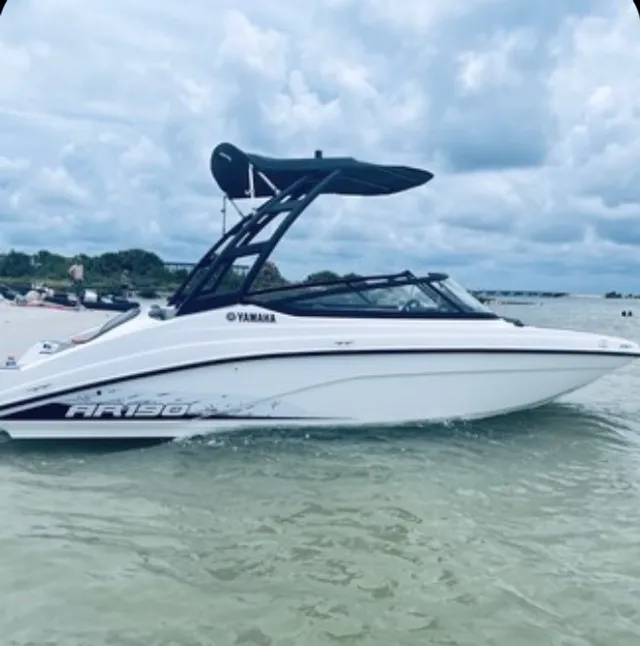 Rent a YAMAHA bow rider in Clearwater, FL near me