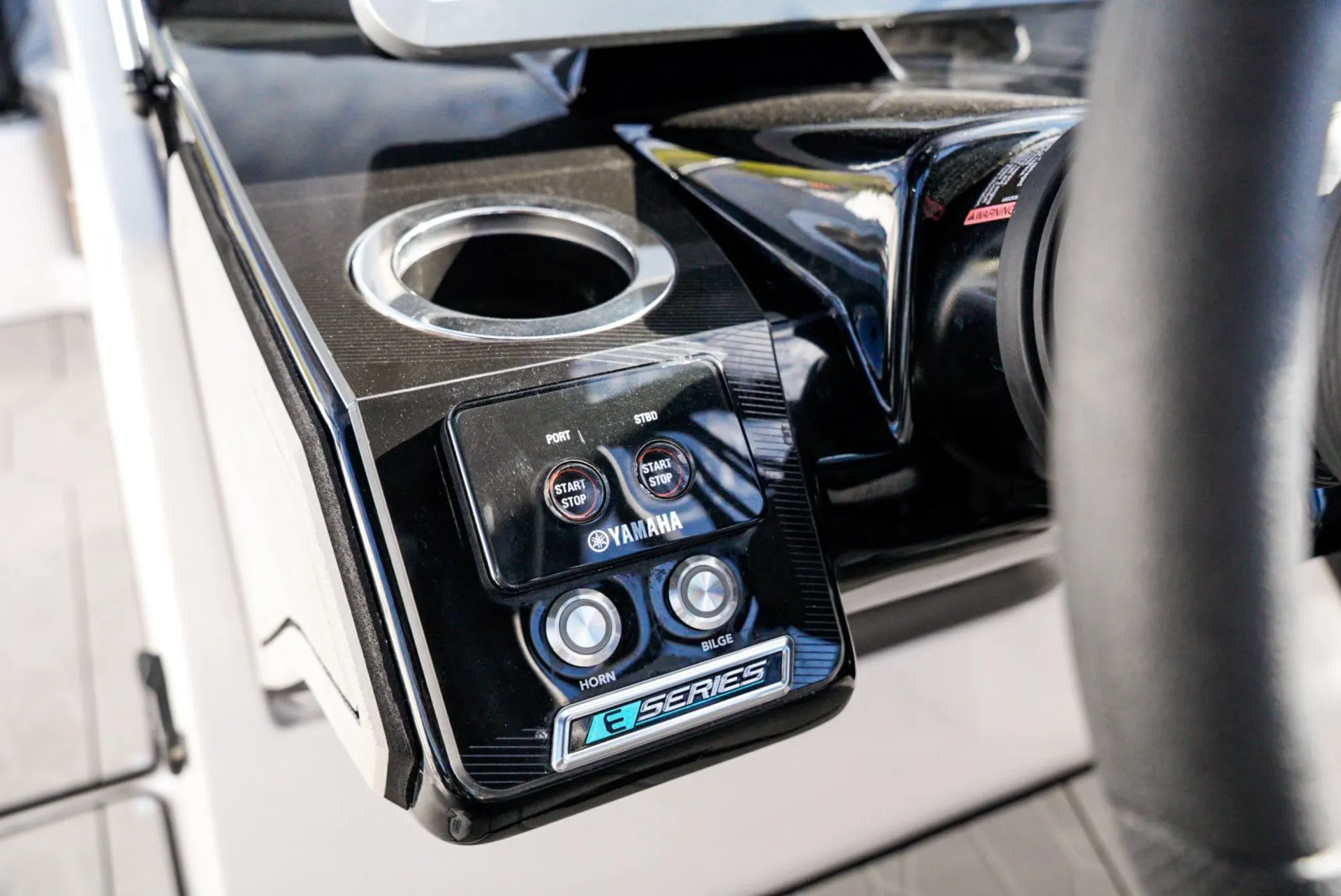High Performance Spacious 25 ft Jet Boat