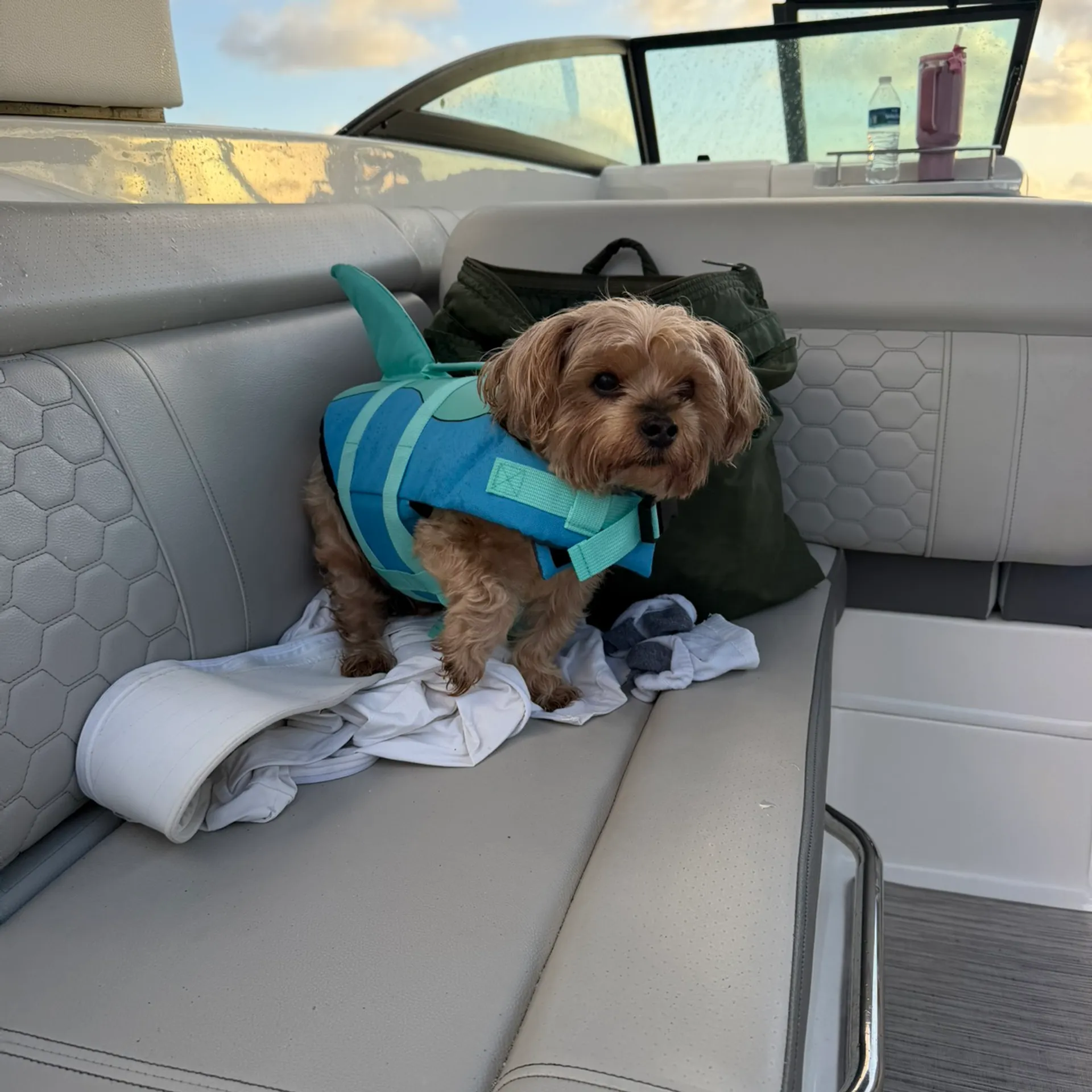 30ft Sea Ray Luxury Yacht Experience – Miami