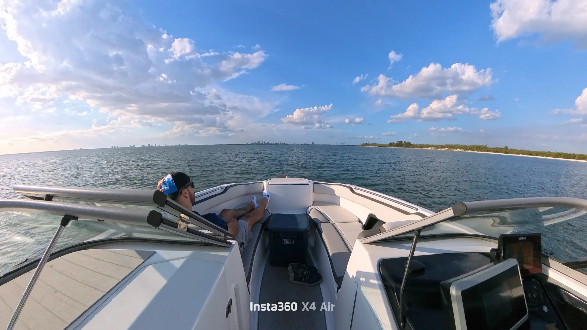2021 Yamaha AR250 at PORT 32 Marina | Perfect for a day on the water 