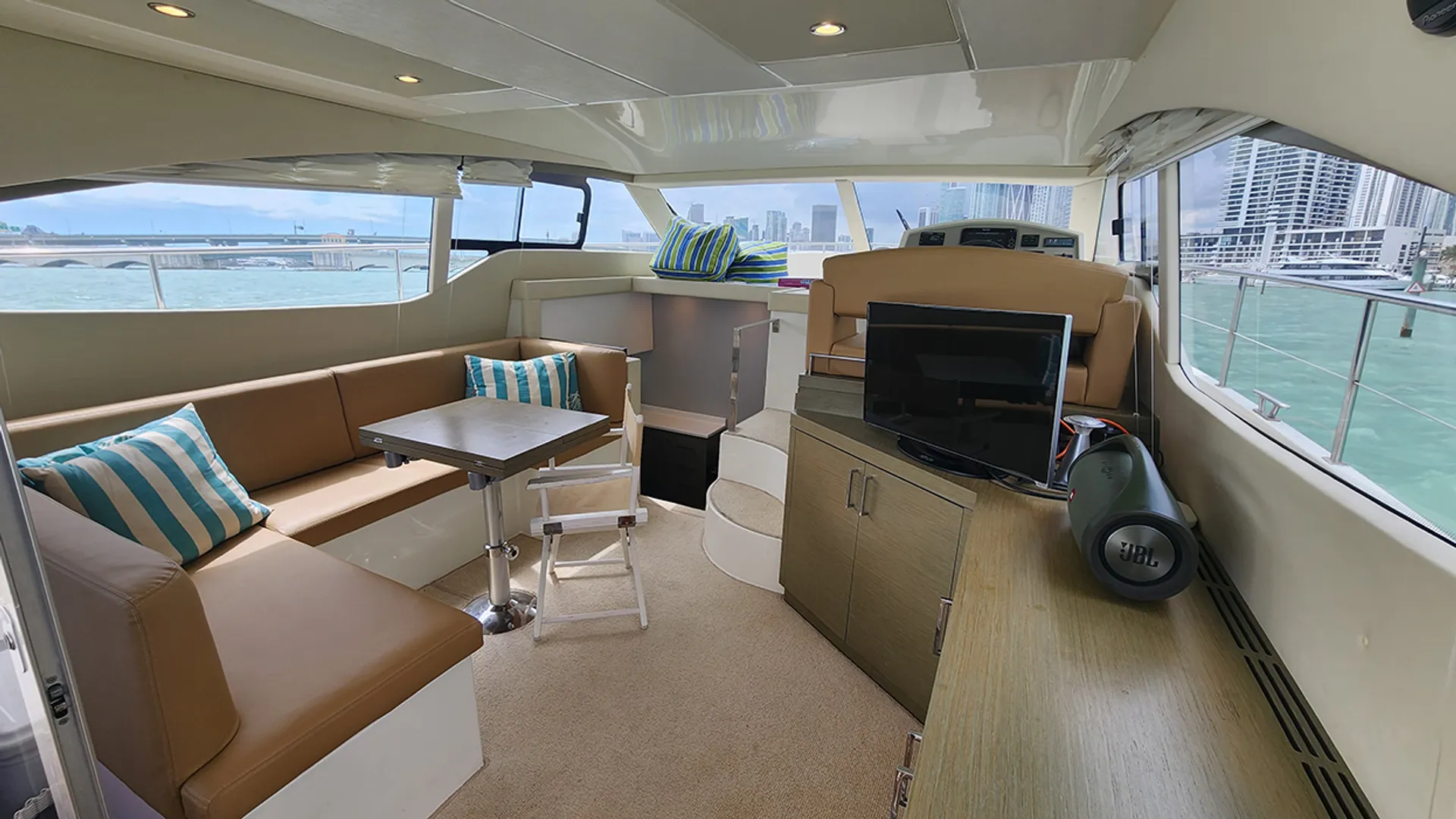 SPIRIT 45 Flybridge in Fort Lauderdale, FL — photo 5