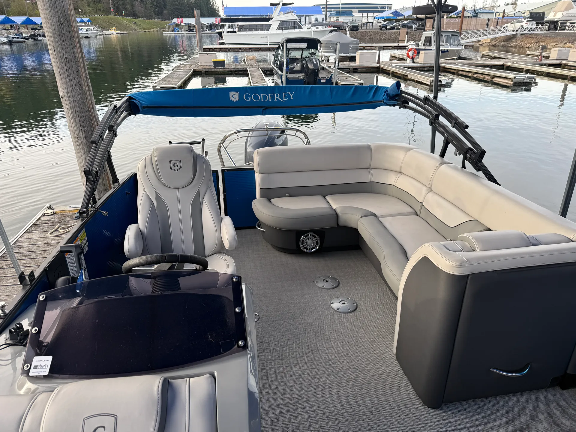 GODFREY MARINE MONACO 215 C TRITOON in Coeur d'Alene, ID — photo 2