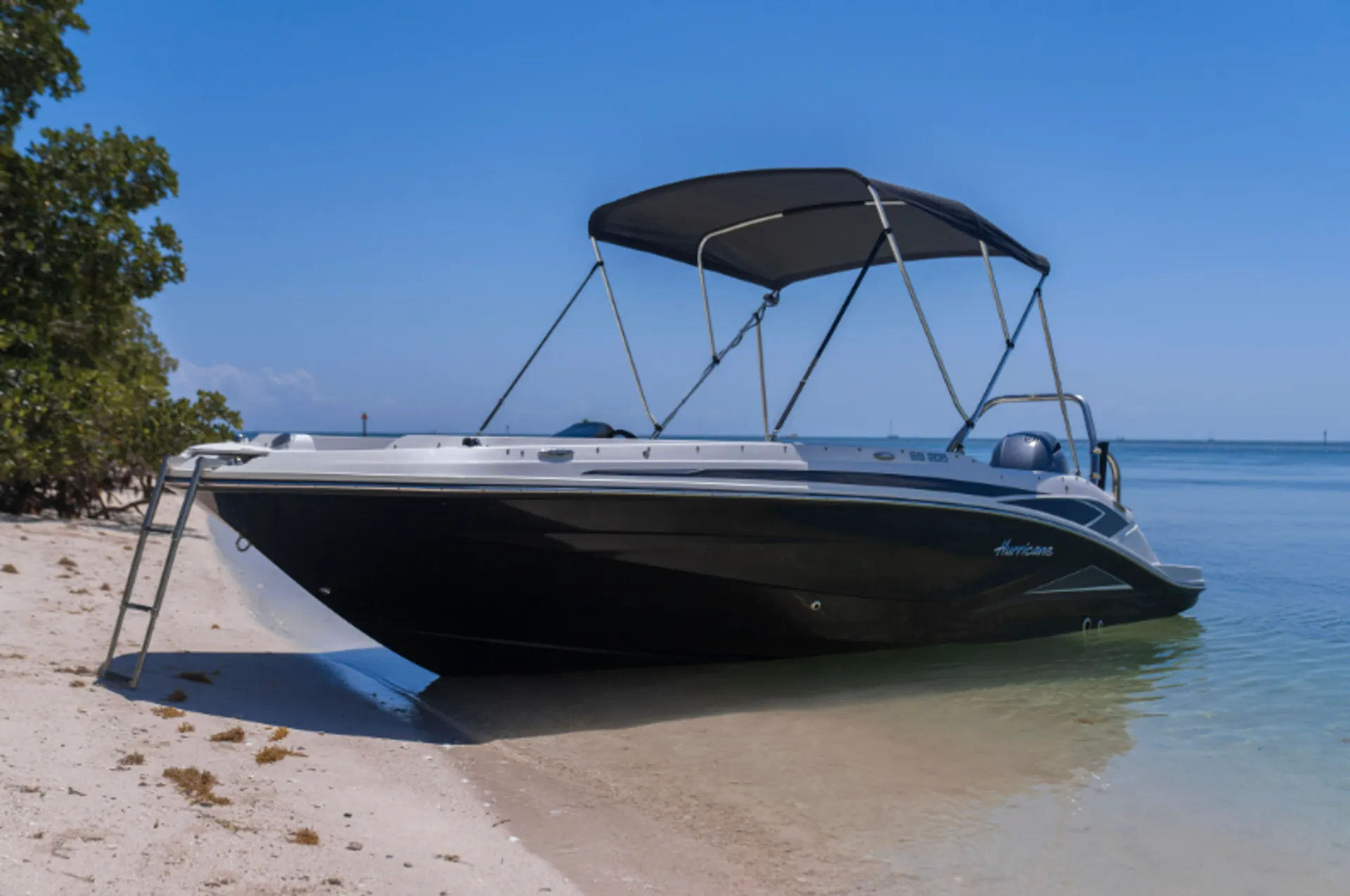 HURRICANE BOATS SD 2050 OB in Big Pine Key, FL — photo 6