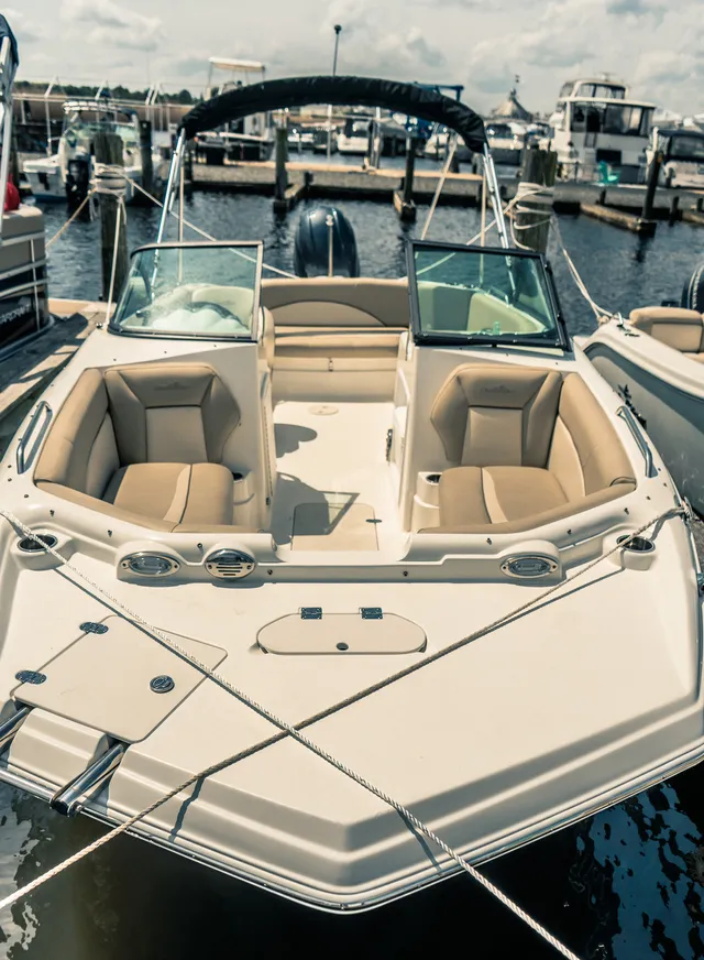 Rent a NAUTICSTAR BOATS bow rider in Brick Township, NJ near me