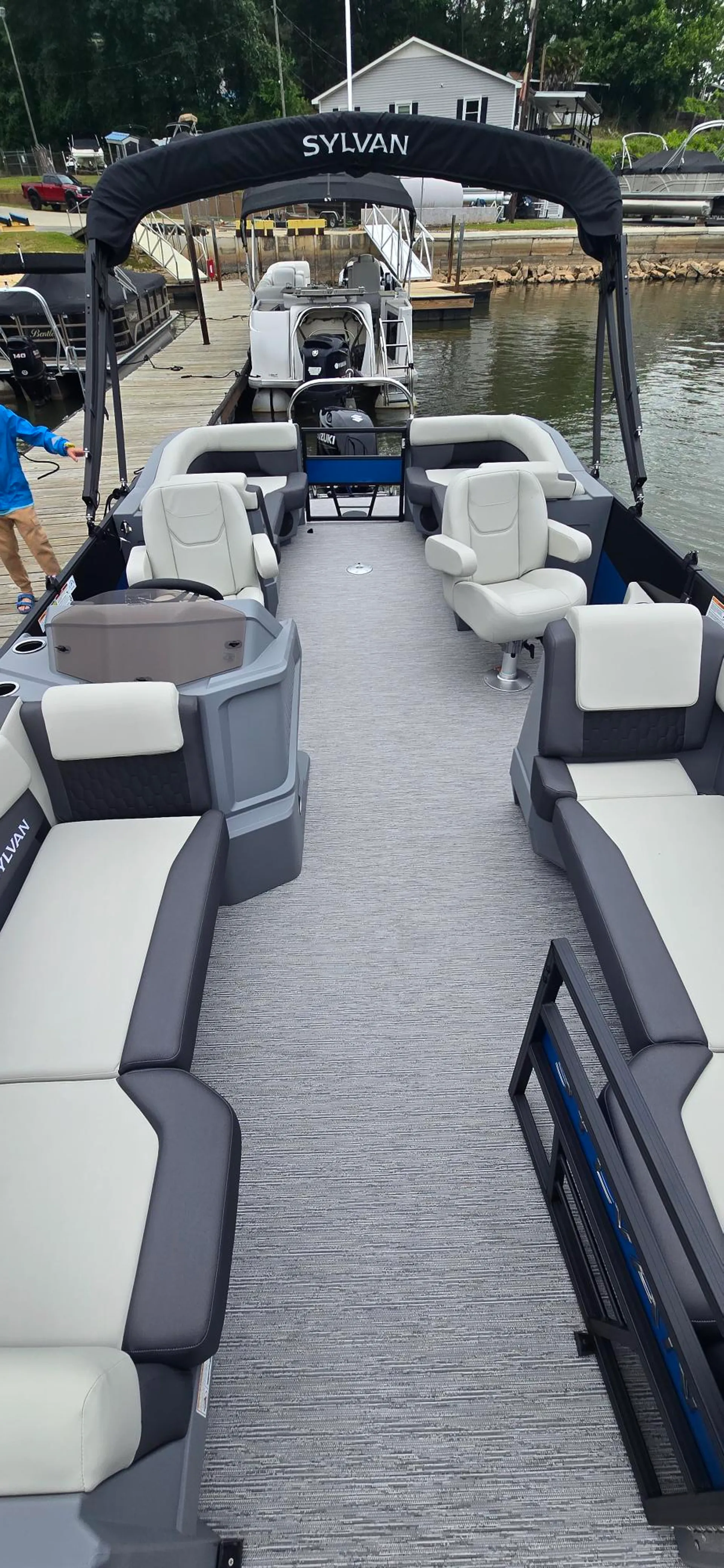 SYLVAN MARINE R-22 LZ DH in Mooresville, NC — photo 7
