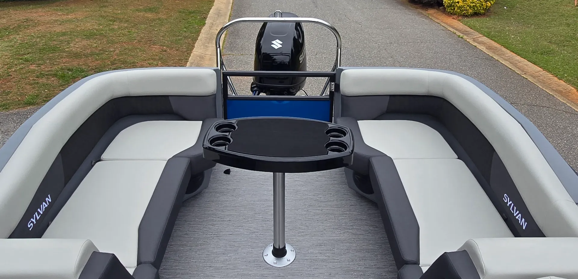 SYLVAN MARINE R-22 LZ DH in Mooresville, NC — photo 8