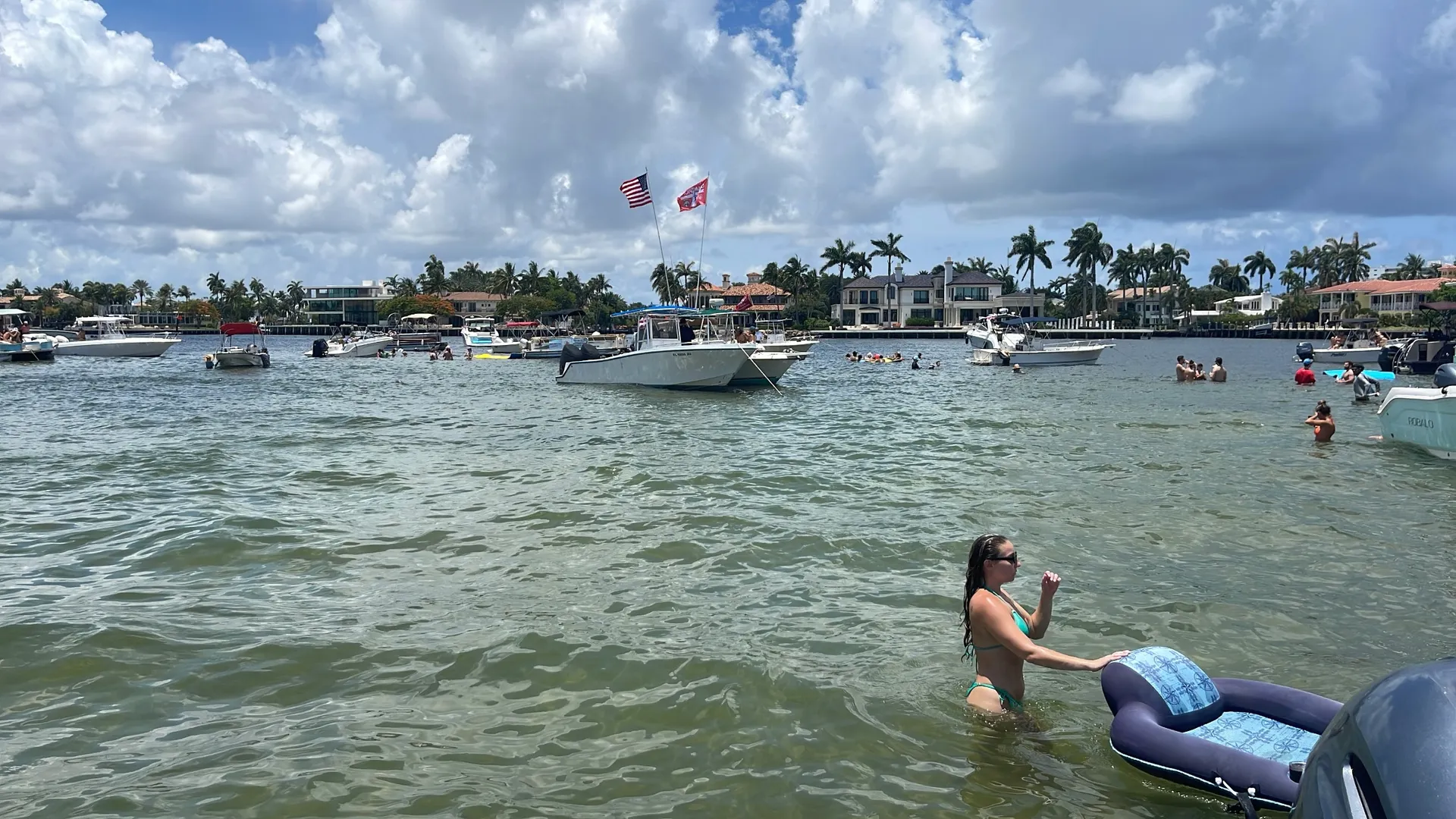ROBALO R222 in Fort Lauderdale, FL — photo 7