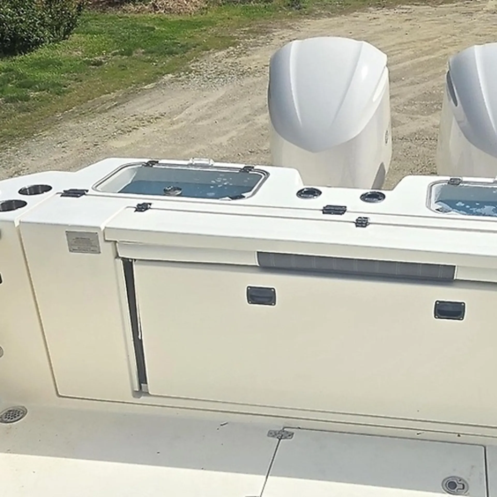 COBIA BOATS 320 CC in Miami, FL — photo 3