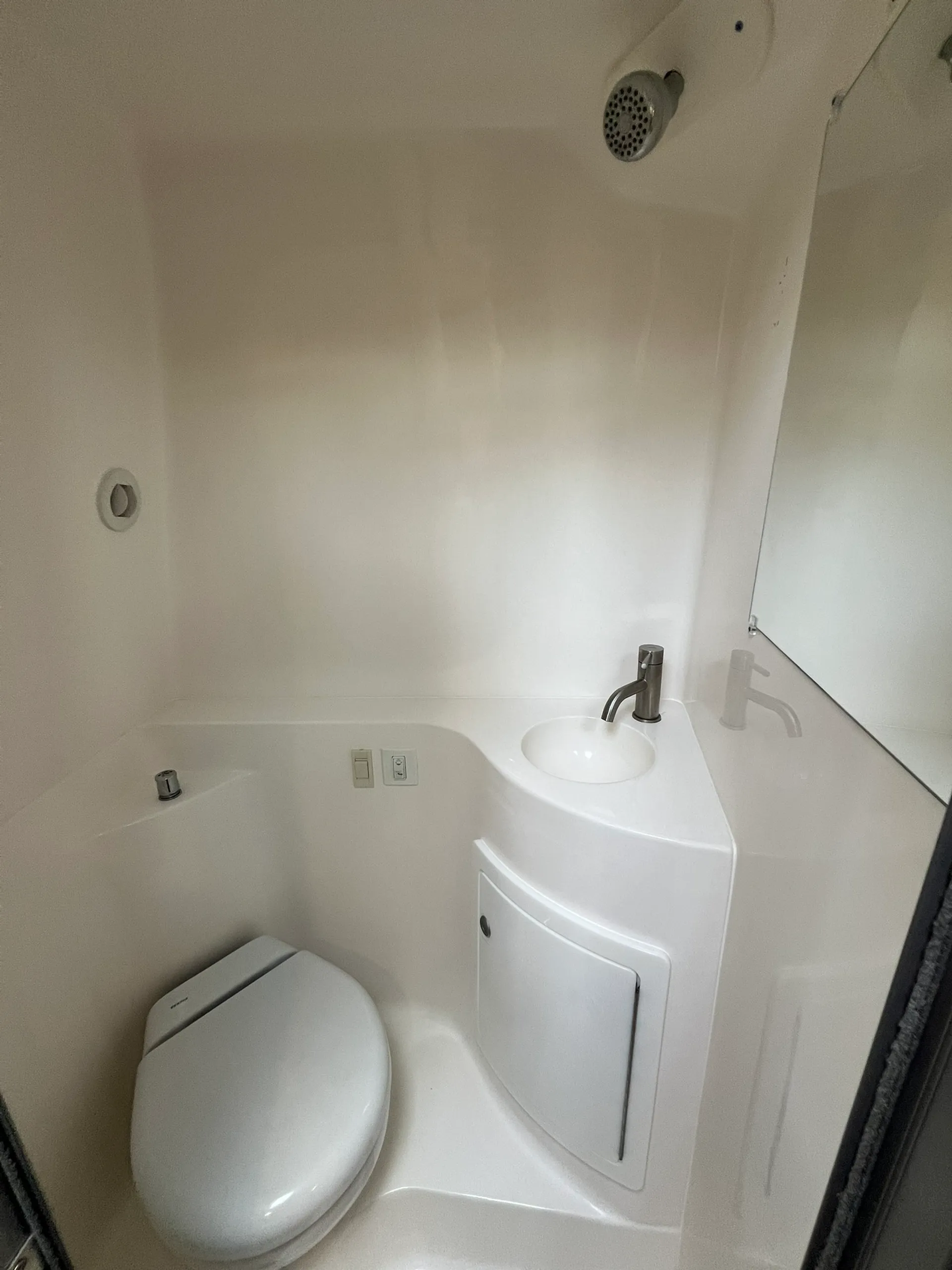 Destin Luxury Day Cruiser | Regal 26 XO with Captain