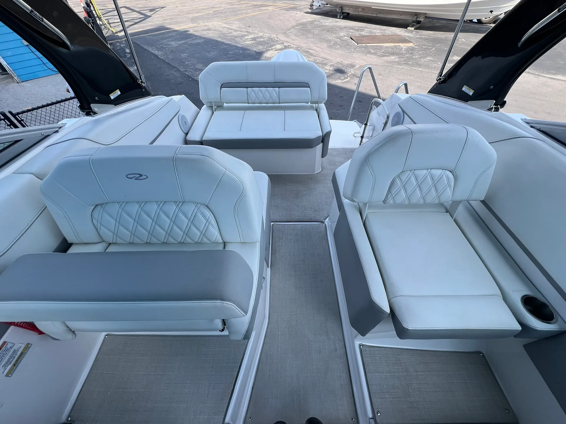 Destin Luxury Day Cruiser | Regal 26 XO with Captain