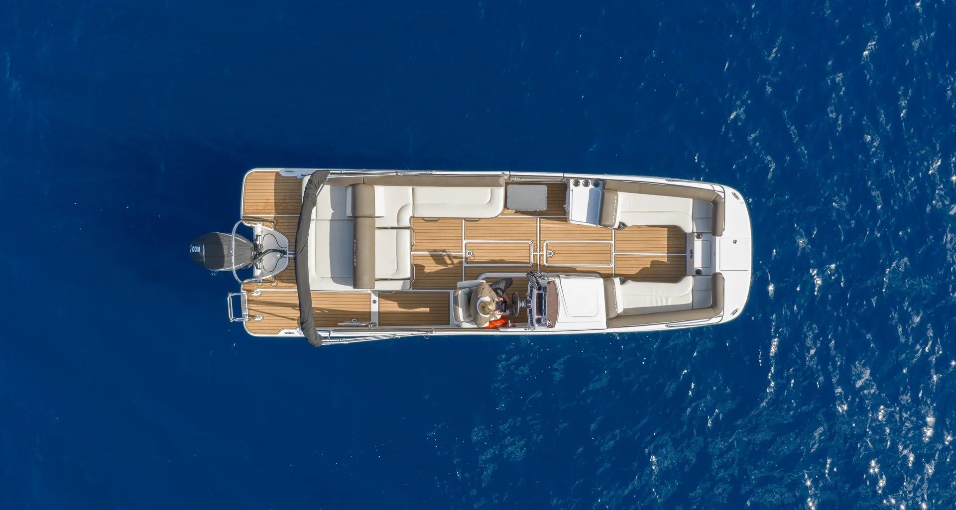 26ft Luxury Pontoon Boat Charter In Tahoe