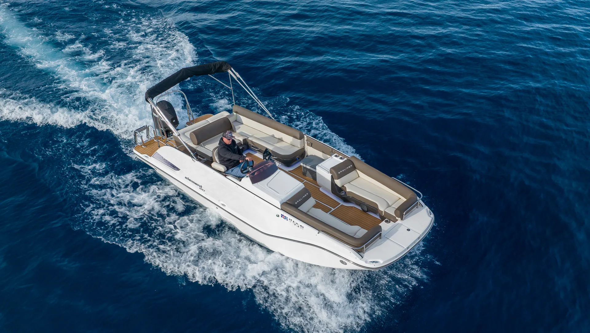 26ft Luxury Pontoon Boat Charter In Tahoe