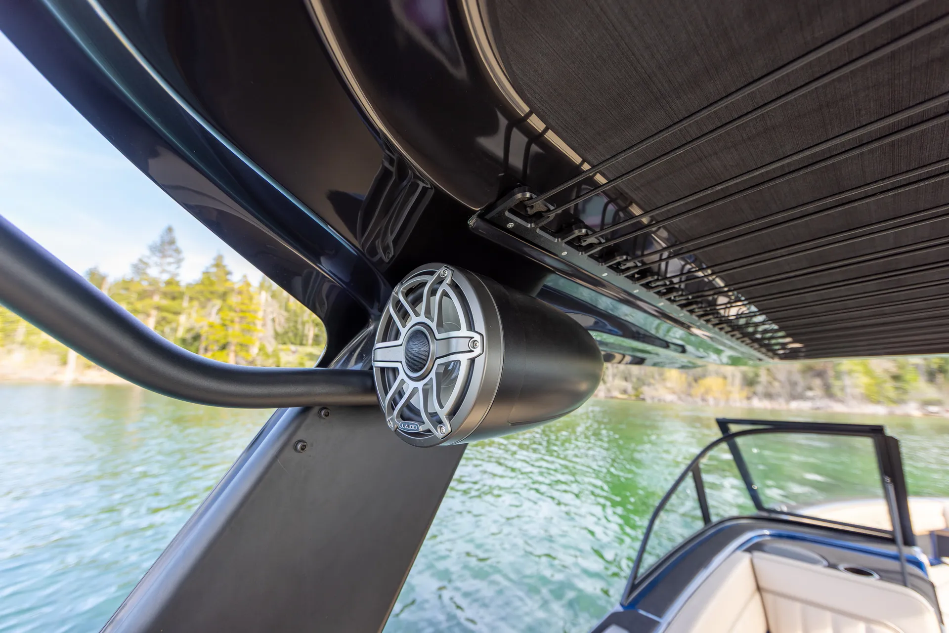 25ft FULLY ELECTRIC Luxury Boat Charter In Lake Tahoe