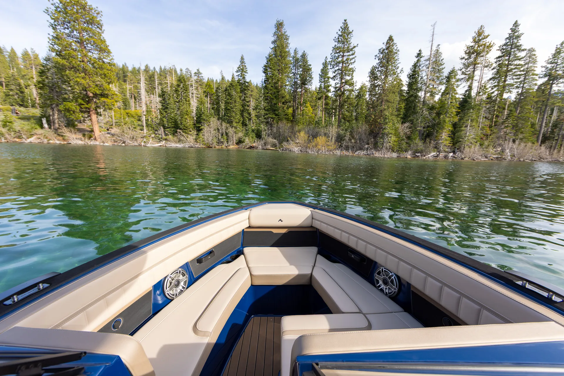 25ft FULLY ELECTRIC Luxury Boat Charter In Lake Tahoe