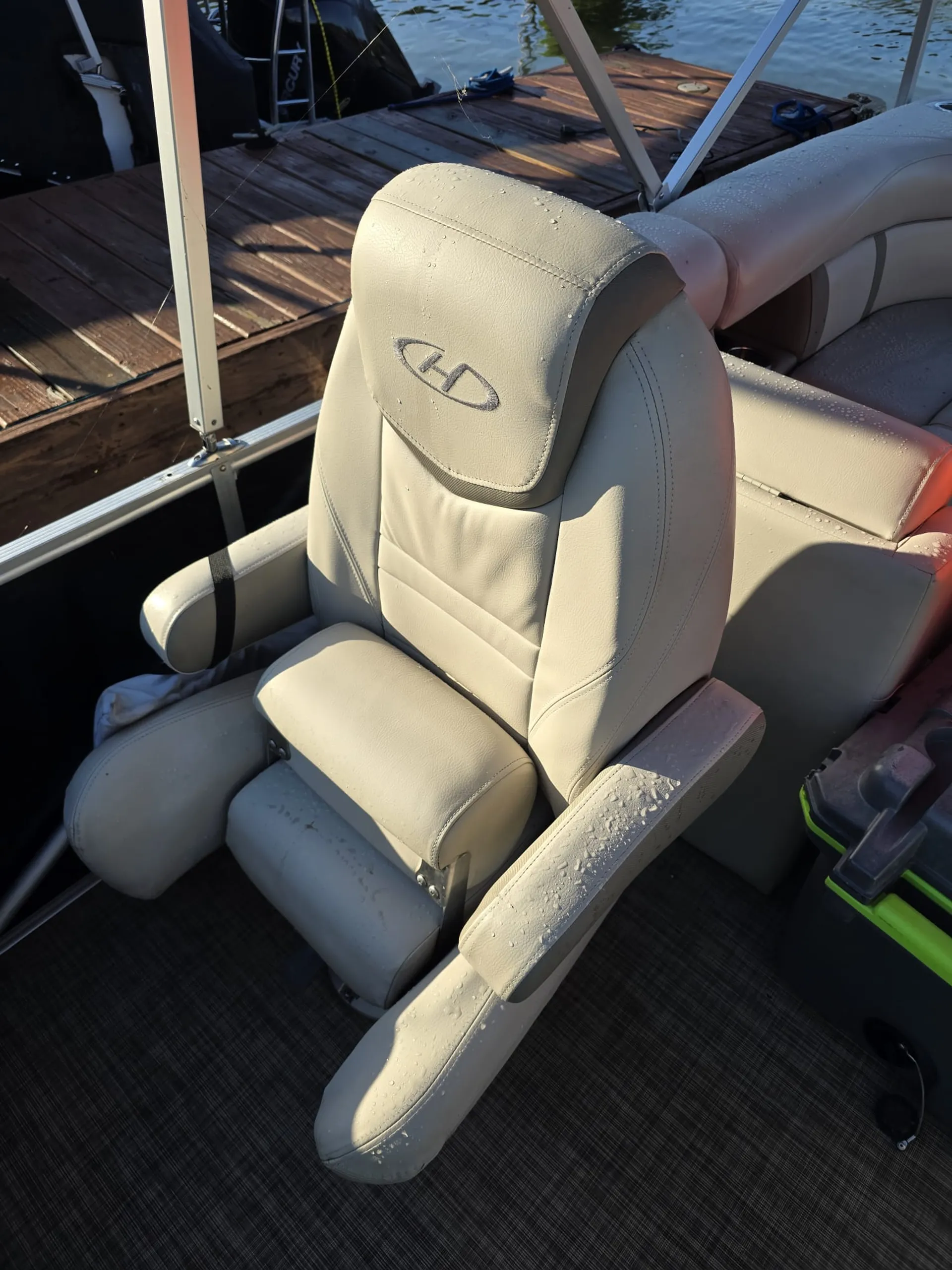 24 ft Harris Tritoon on Lake Conroe - 'Tig'