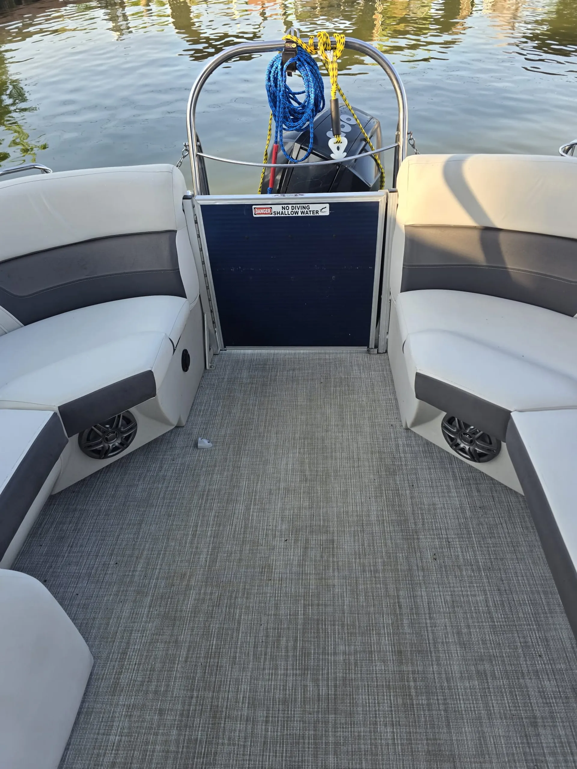 Harris Cruiser 230 Tritoon - Haley