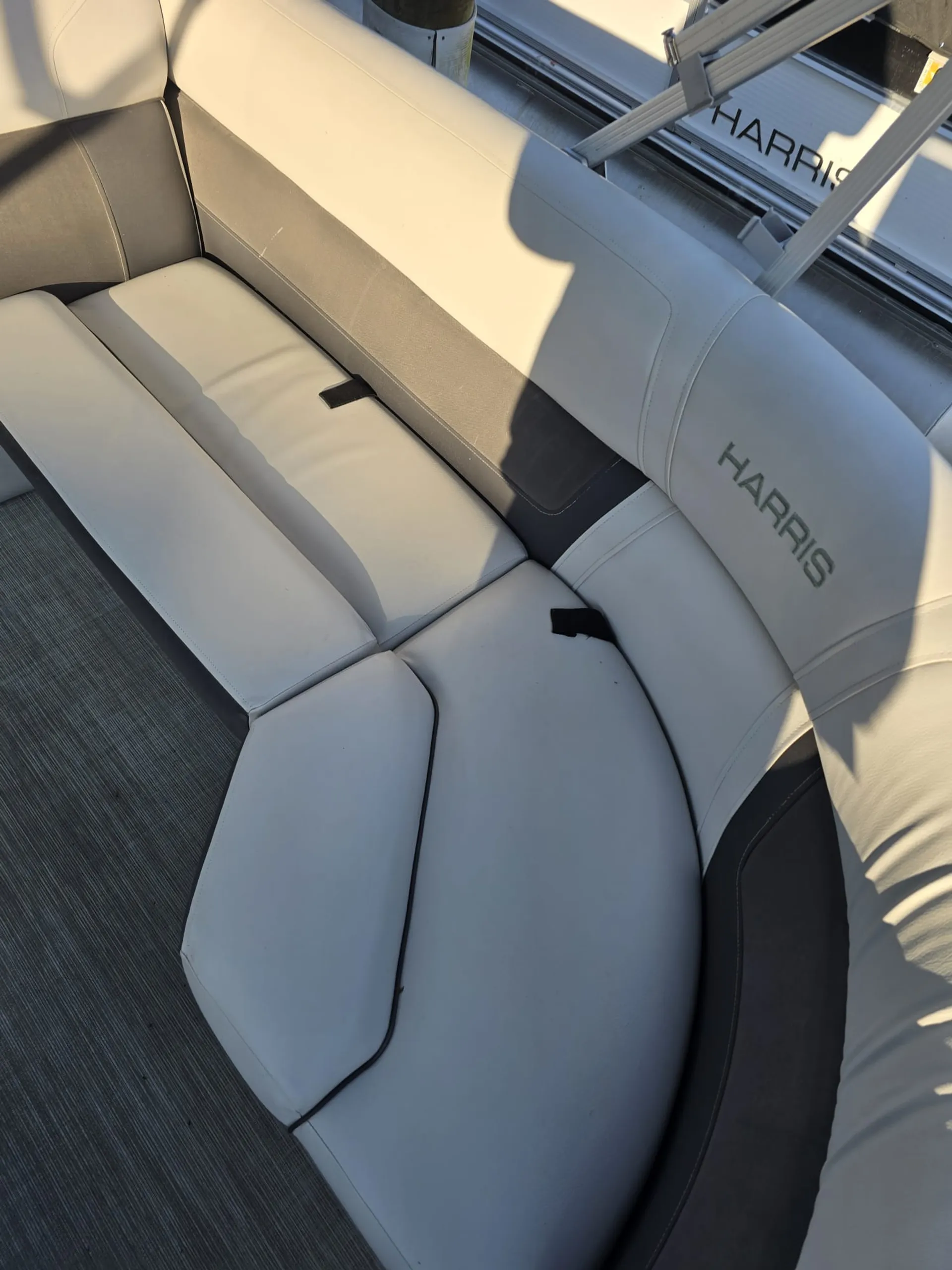 Harris Cruiser 230 Tritoon - Haley