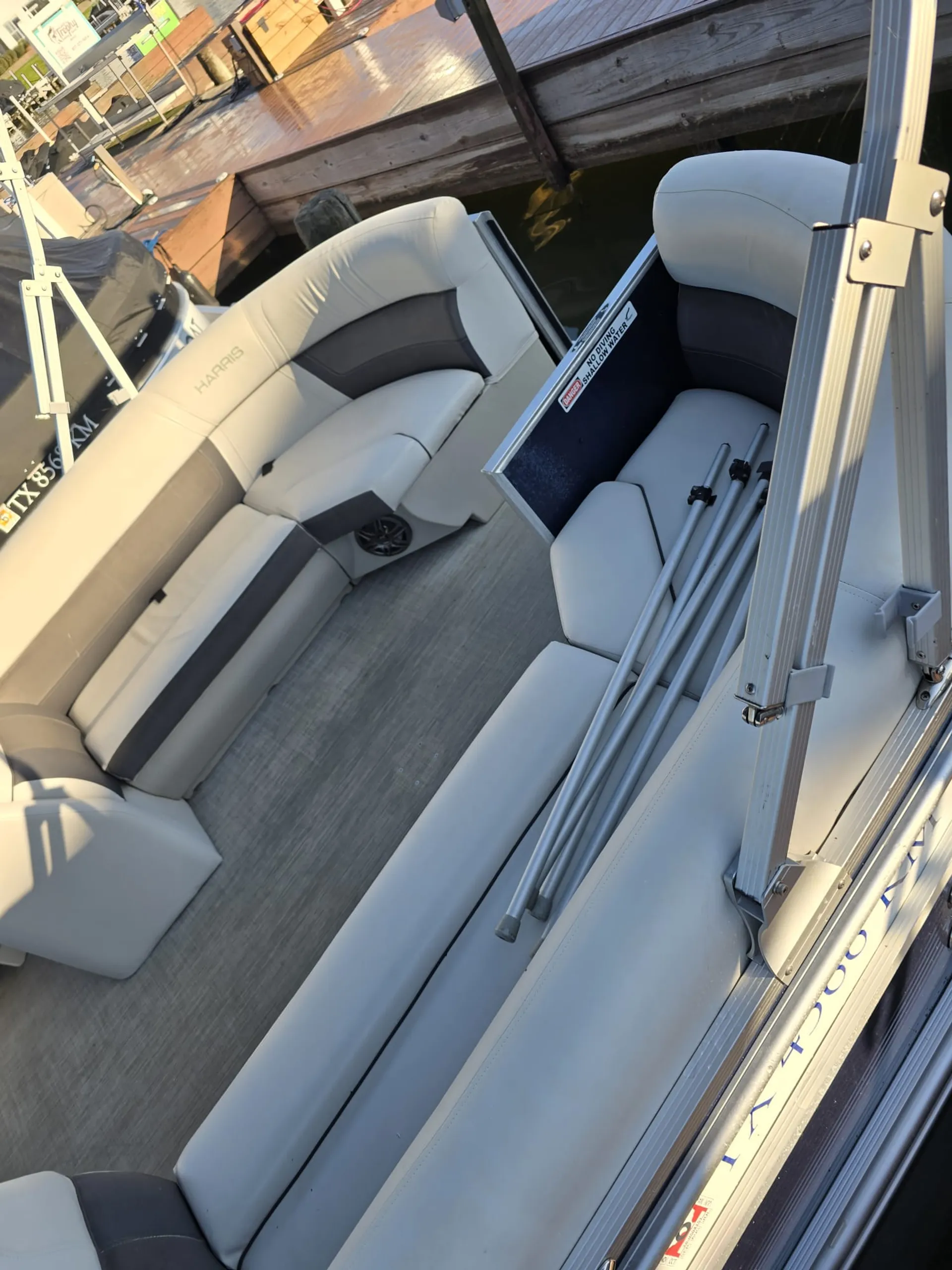 Harris Cruiser 230 Tritoon - Haley