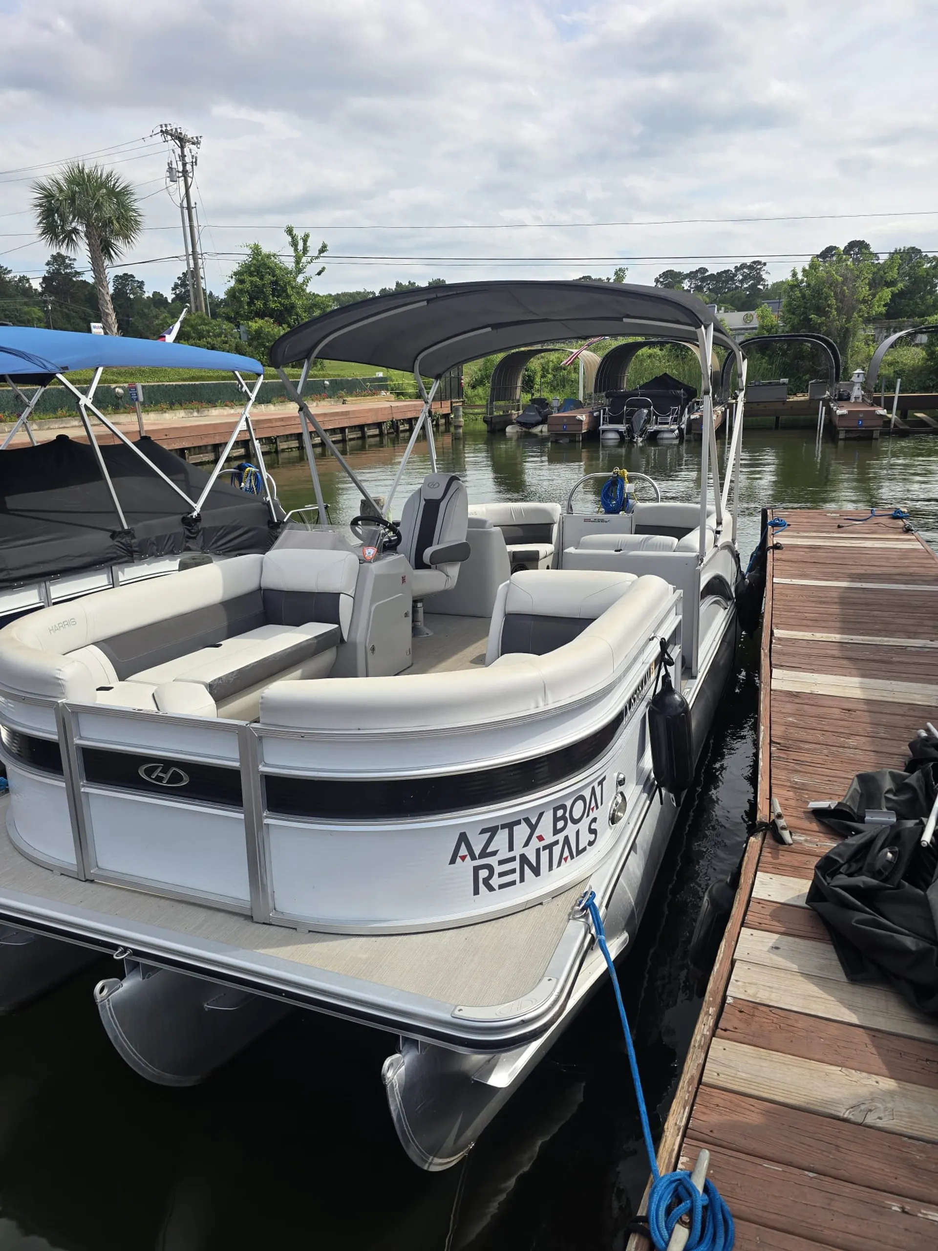 HARRIS BOATS 230 CRUISER SERIES -RYE in Montgomery, TX — photo 5