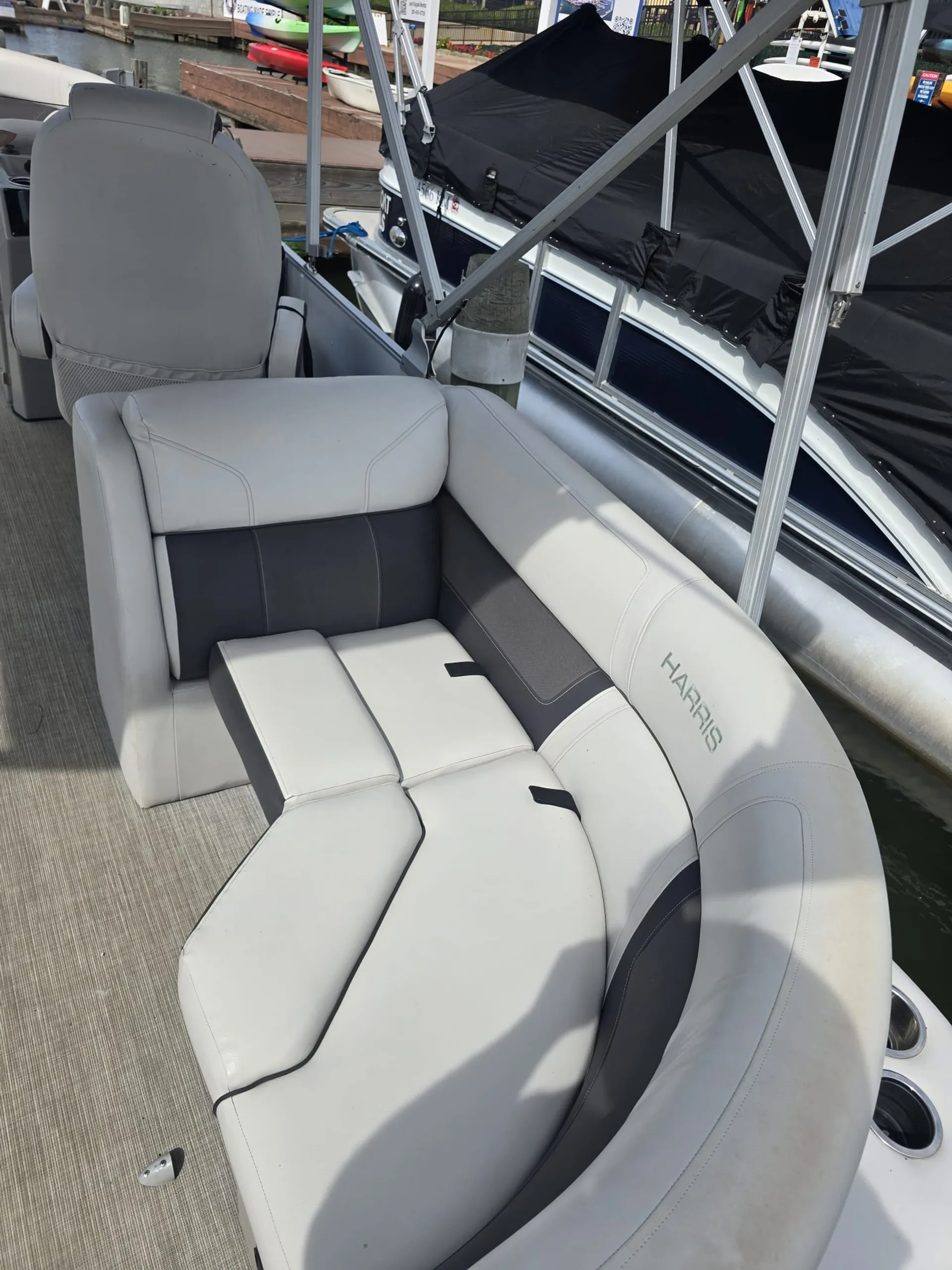 HARRIS BOATS 230 CRUISER SERIES -RYE in Montgomery, TX — photo 7