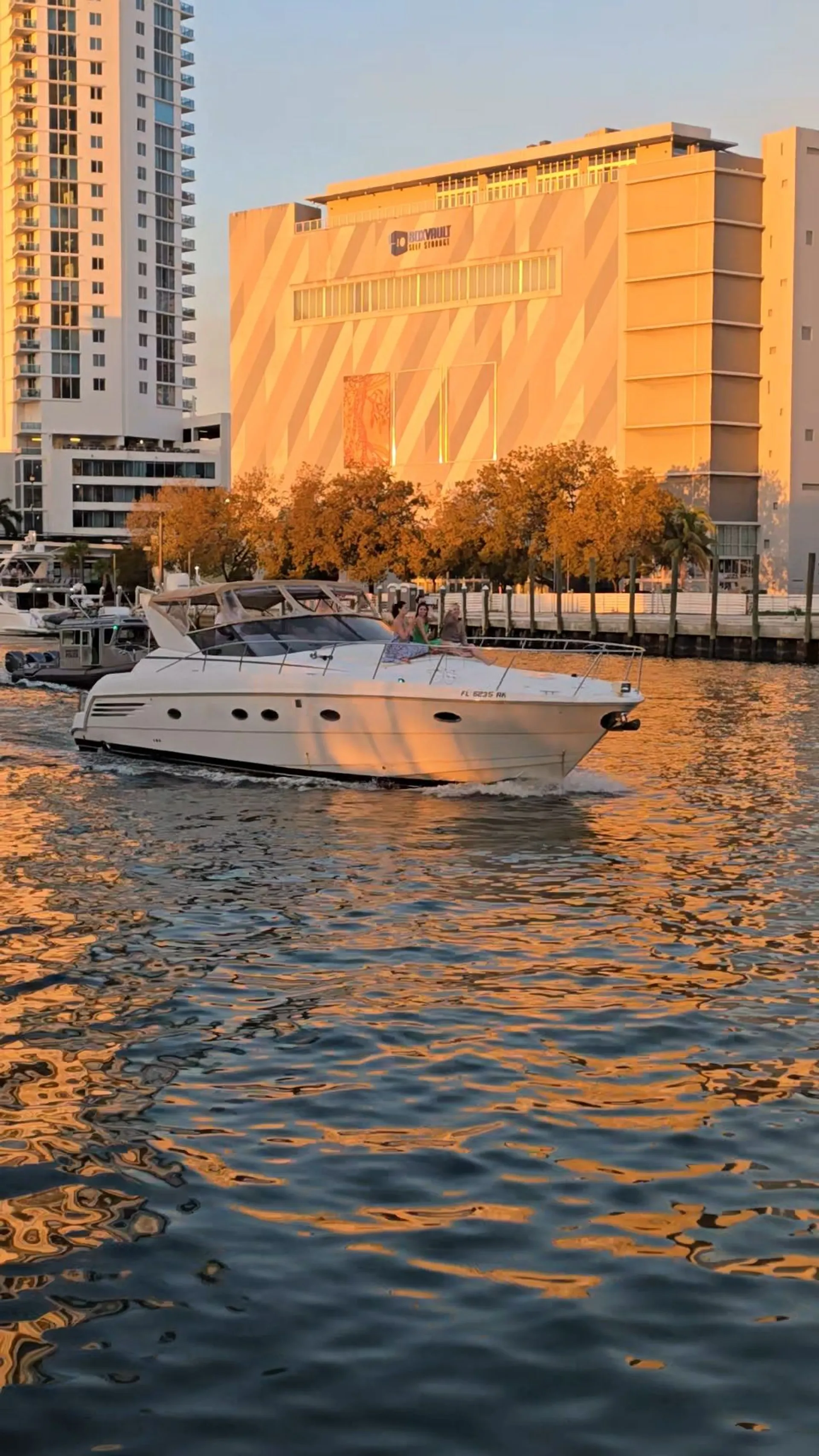 Trojan Yacht 440 express in Miami, FL