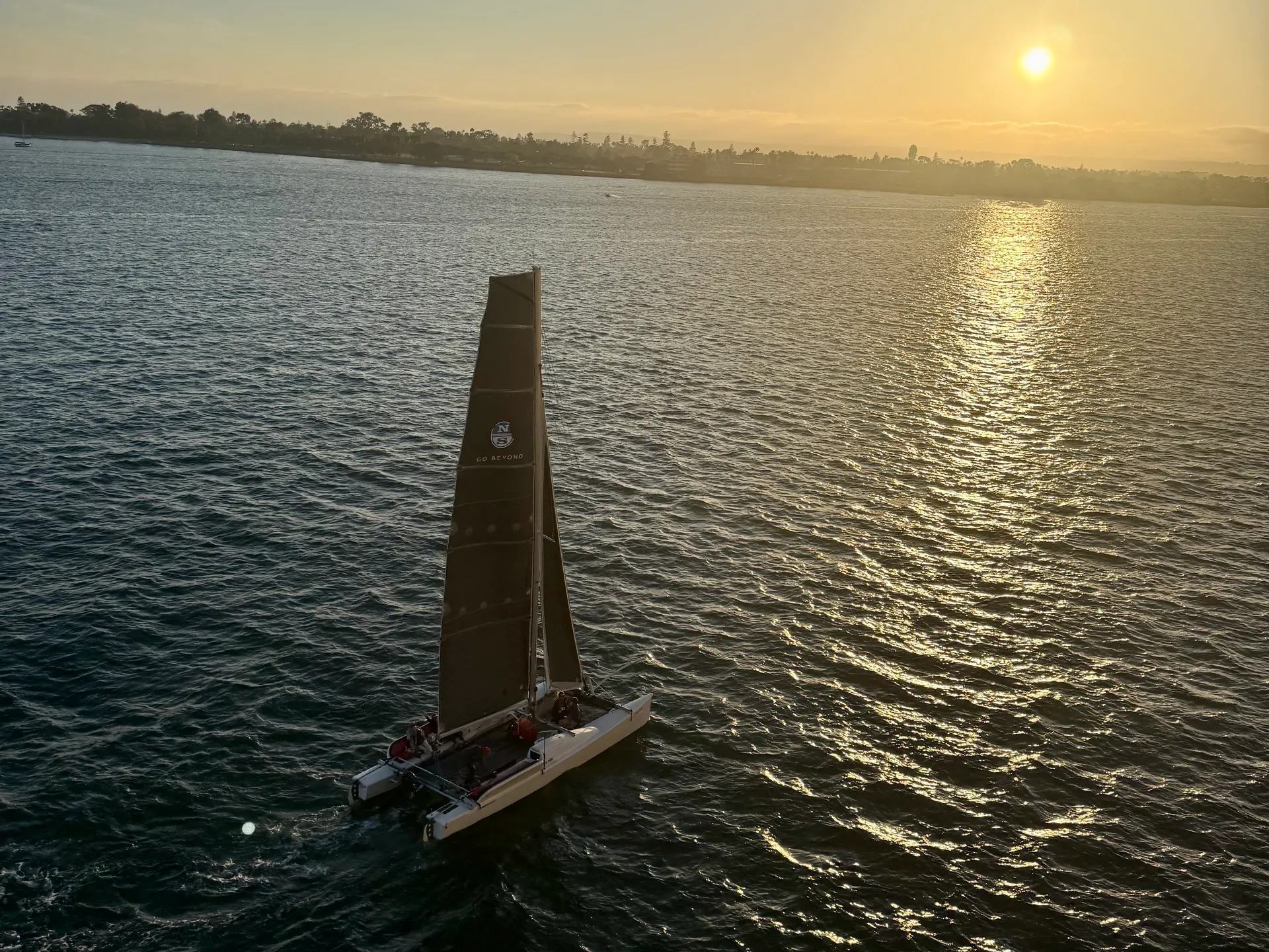 6 passengers:  Captained Catamaran Sailing on San Diego Bay w/Drinks