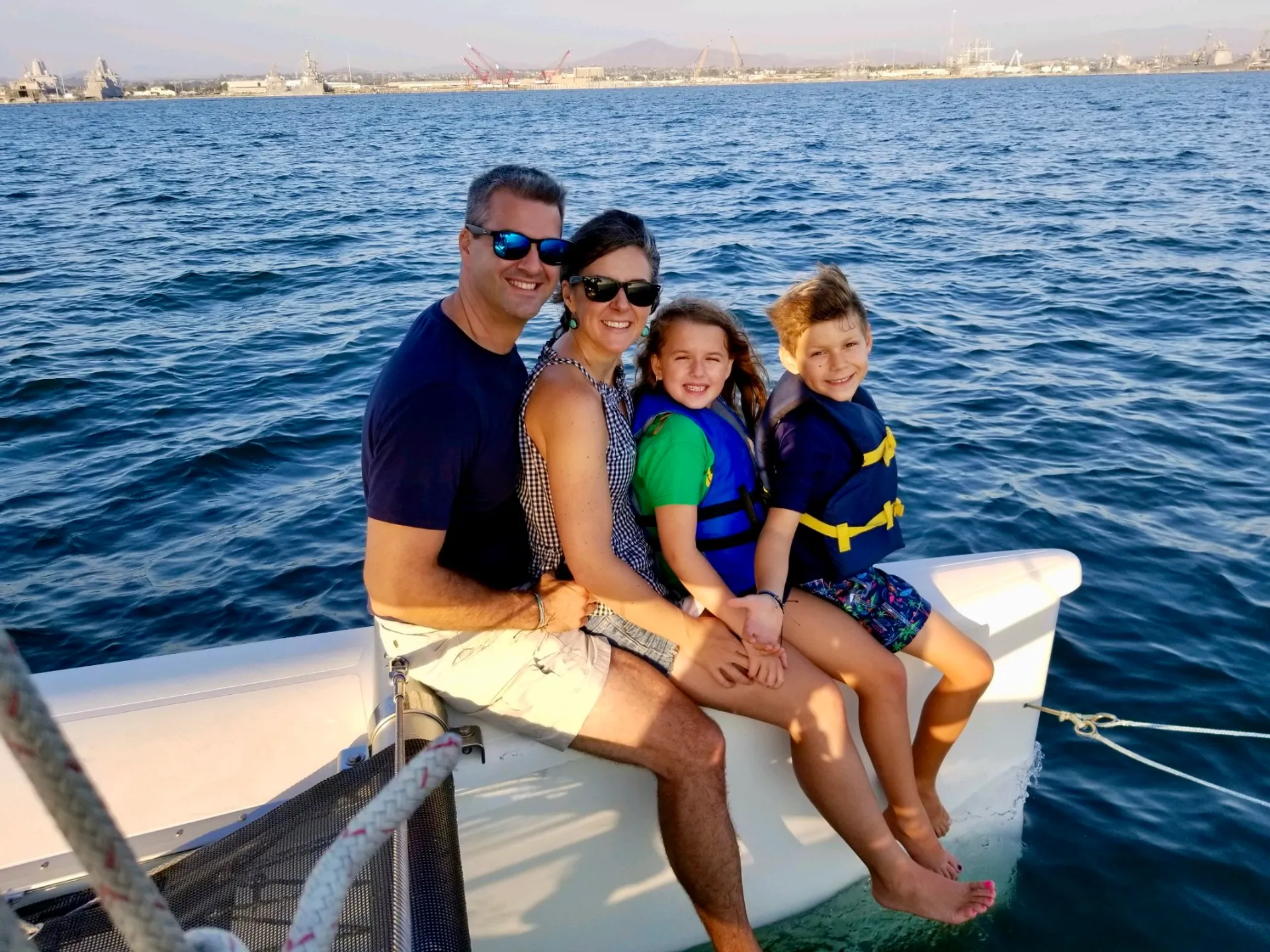 6 passengers:  Captained Catamaran Sailing on San Diego Bay w/Drinks