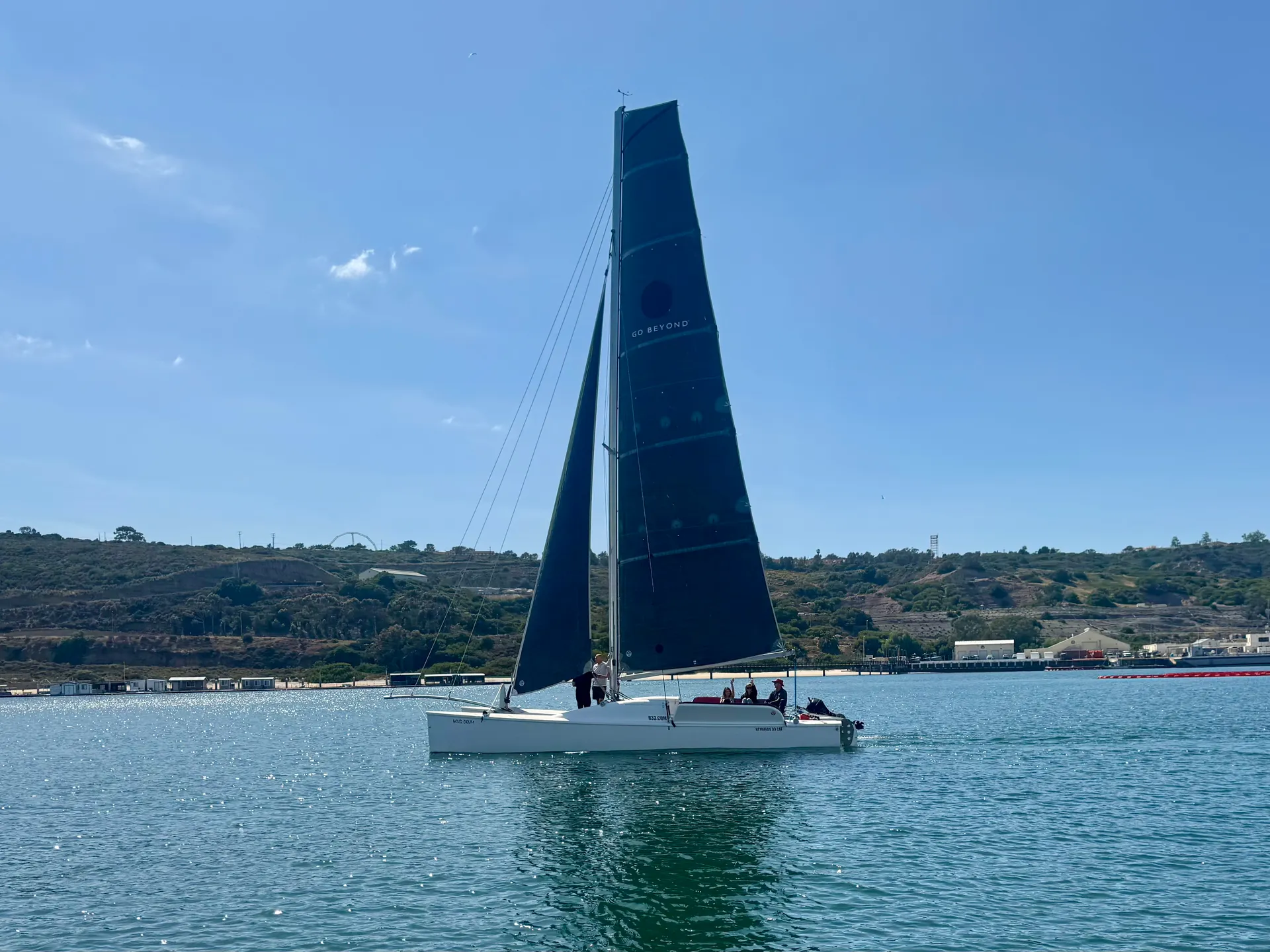 6 passengers:  Captained Catamaran Sailing on San Diego Bay w/Drinks