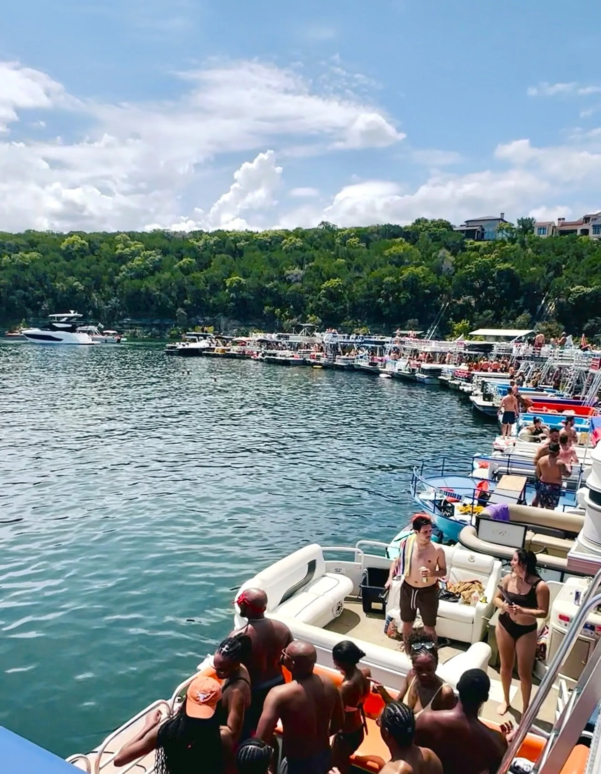 PLAYCRAFT BOATS 2400 SPORT in Austin, TX — photo 5